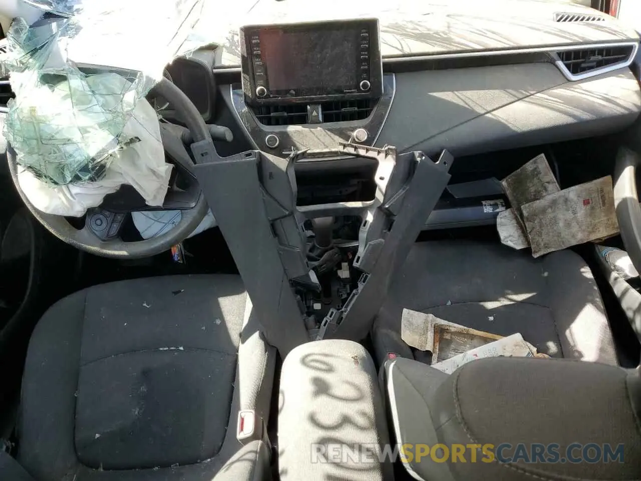 8 fotografías del automóvil dañado 5YFEPMAE8MP192685 TOYOTA COROLLA 2021