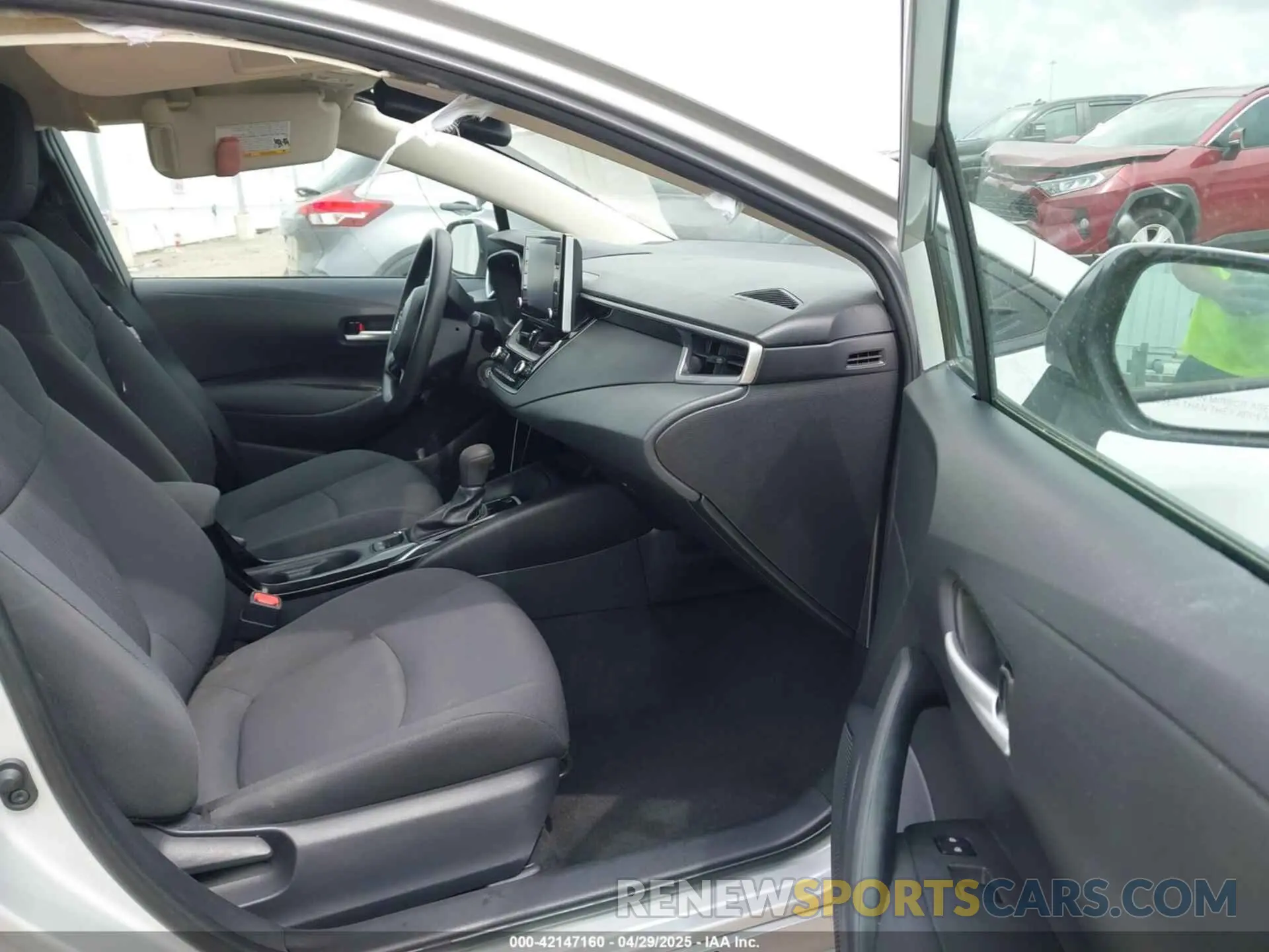 5 fotografías del automóvil dañado 5YFEPMAE8MP193187 TOYOTA COROLLA 2021
