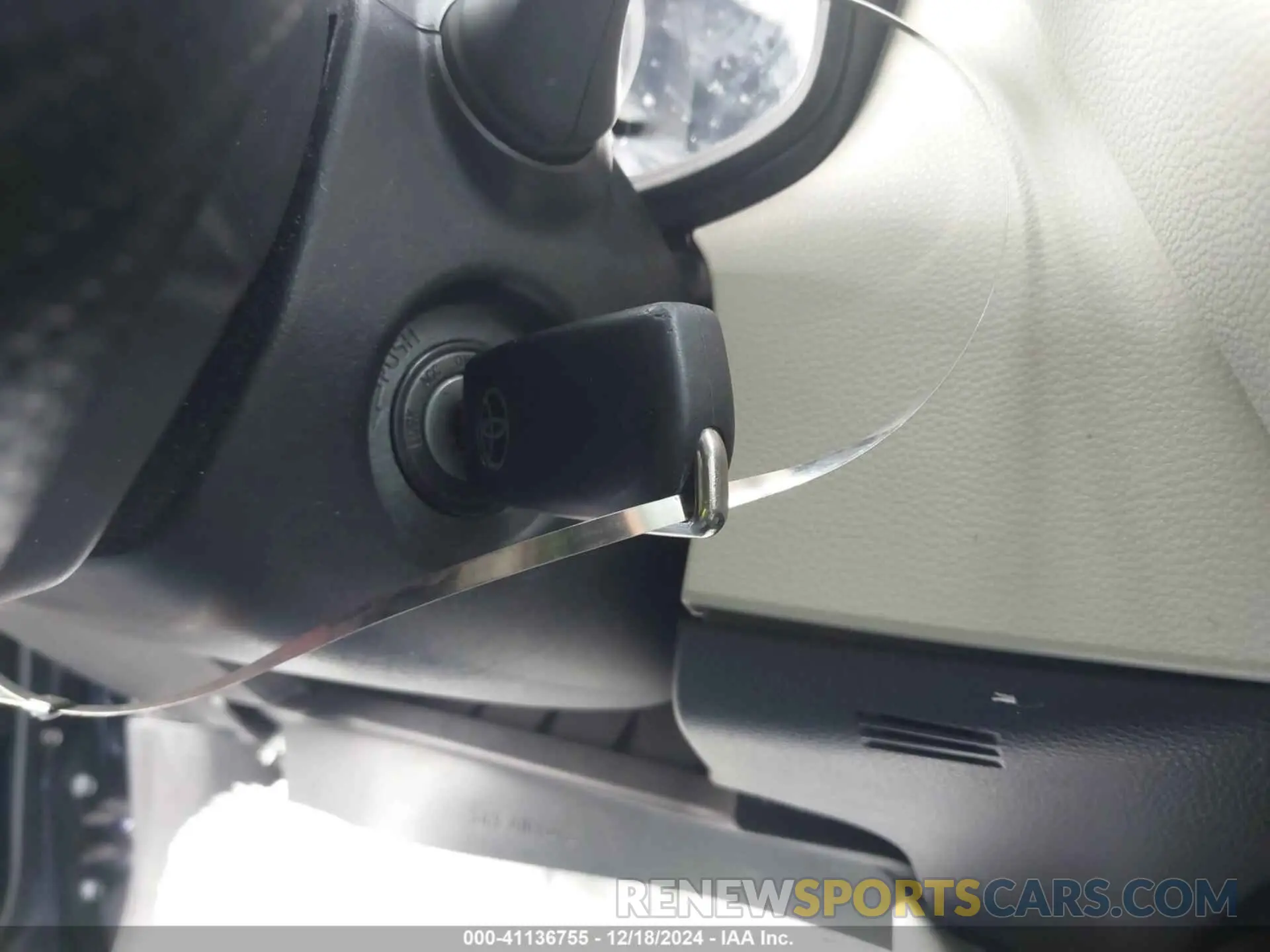 11 fotografías del automóvil dañado 5YFEPMAE8MP213194 TOYOTA COROLLA 2021