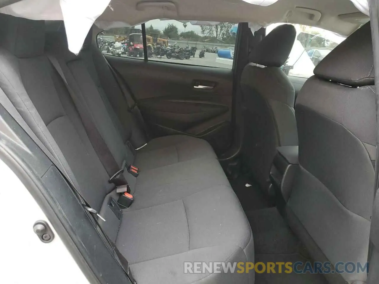 10 fotografías del automóvil dañado 5YFEPMAE8MP218623 TOYOTA COROLLA 2021