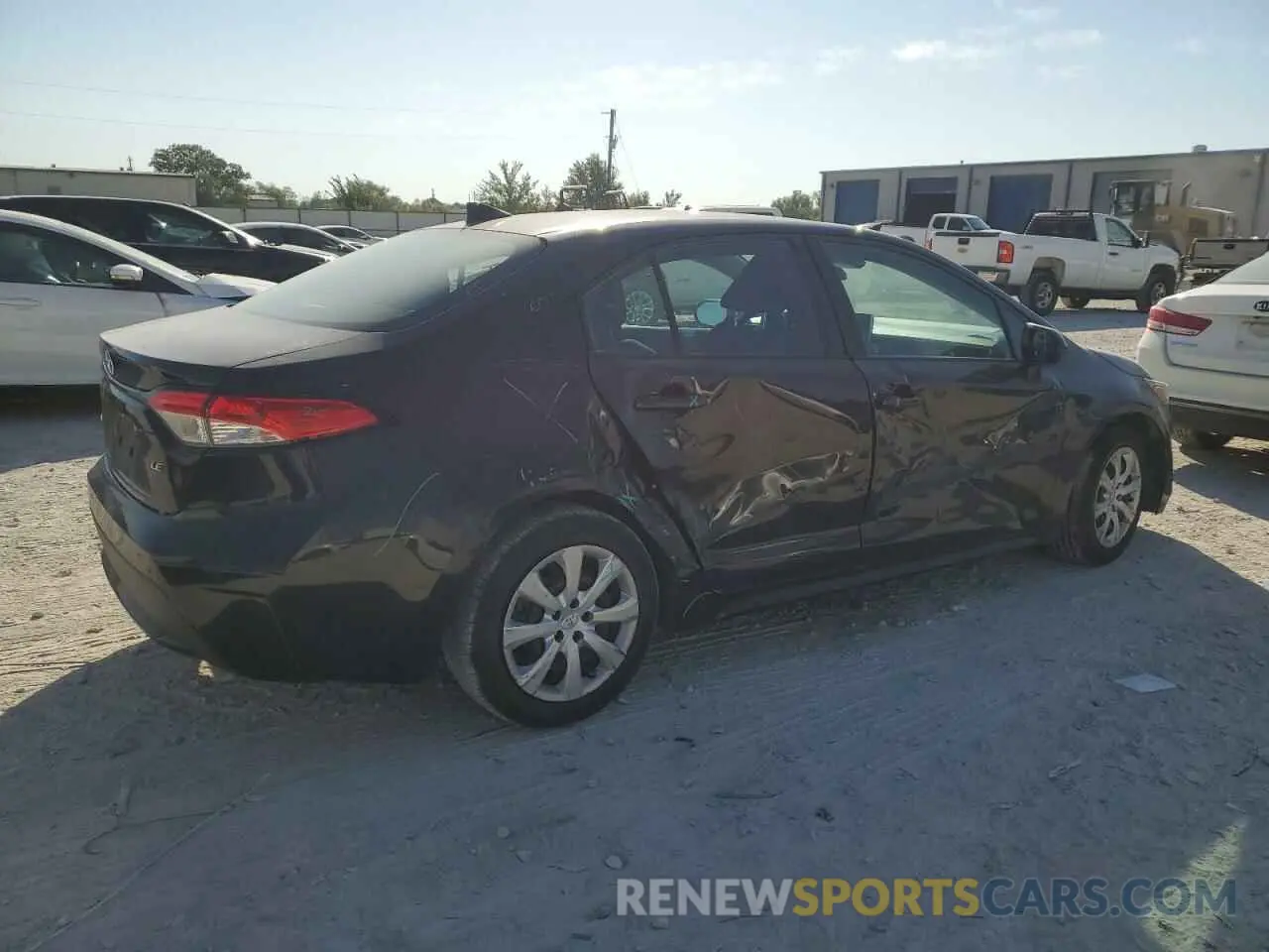 3 fotografías del automóvil dañado 5YFEPMAE8MP221831 TOYOTA COROLLA 2021