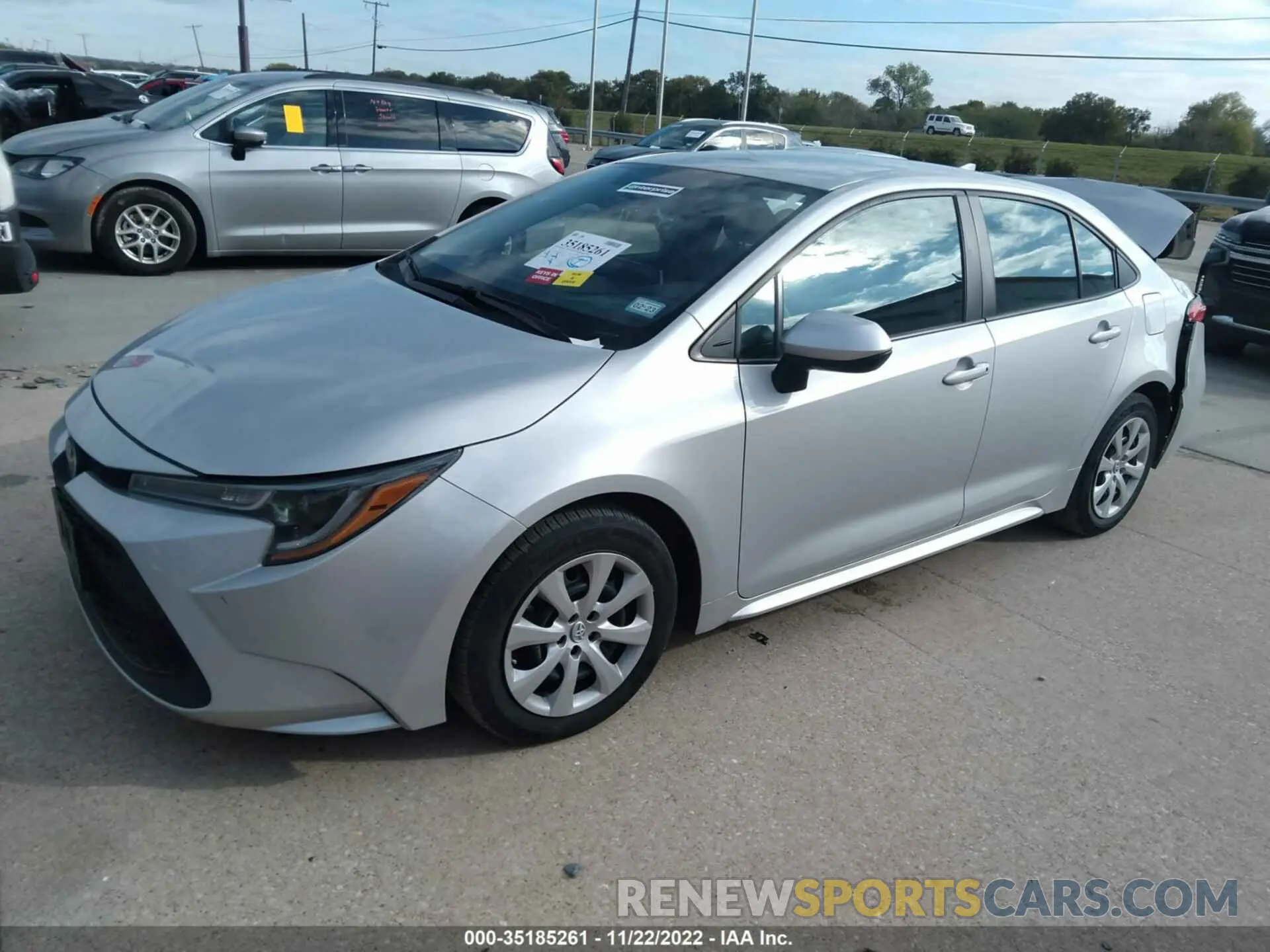 2 fotografías del automóvil dañado 5YFEPMAE8MP222185 TOYOTA COROLLA 2021