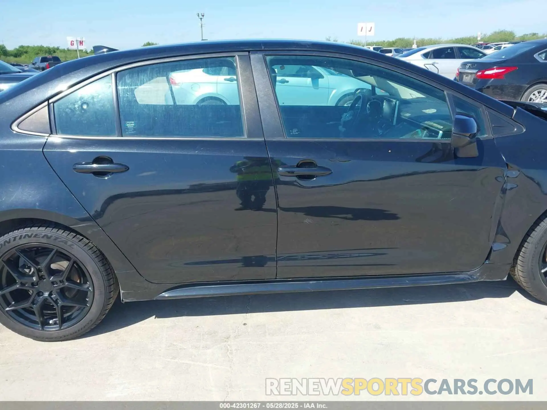 13 fotografías del automóvil dañado 5YFEPMAE8MP223191 TOYOTA COROLLA 2021