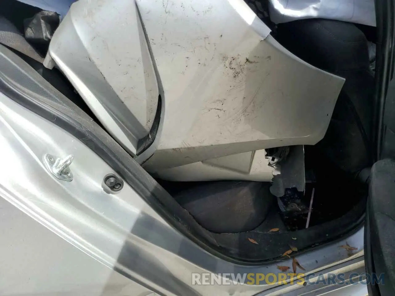 10 fotografías del automóvil dañado 5YFEPMAE8MP231128 TOYOTA COROLLA 2021