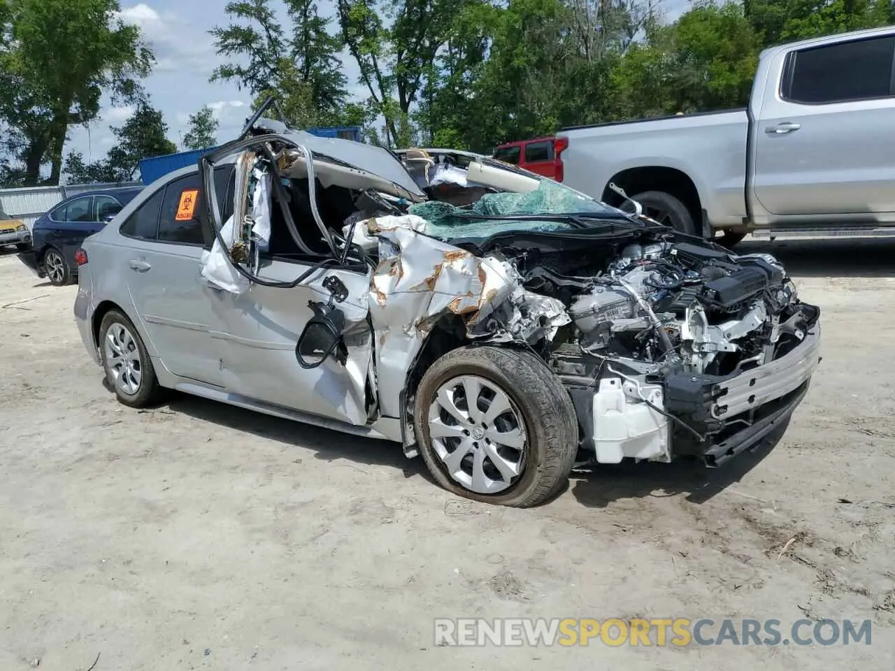 4 fotografías del automóvil dañado 5YFEPMAE8MP231128 TOYOTA COROLLA 2021
