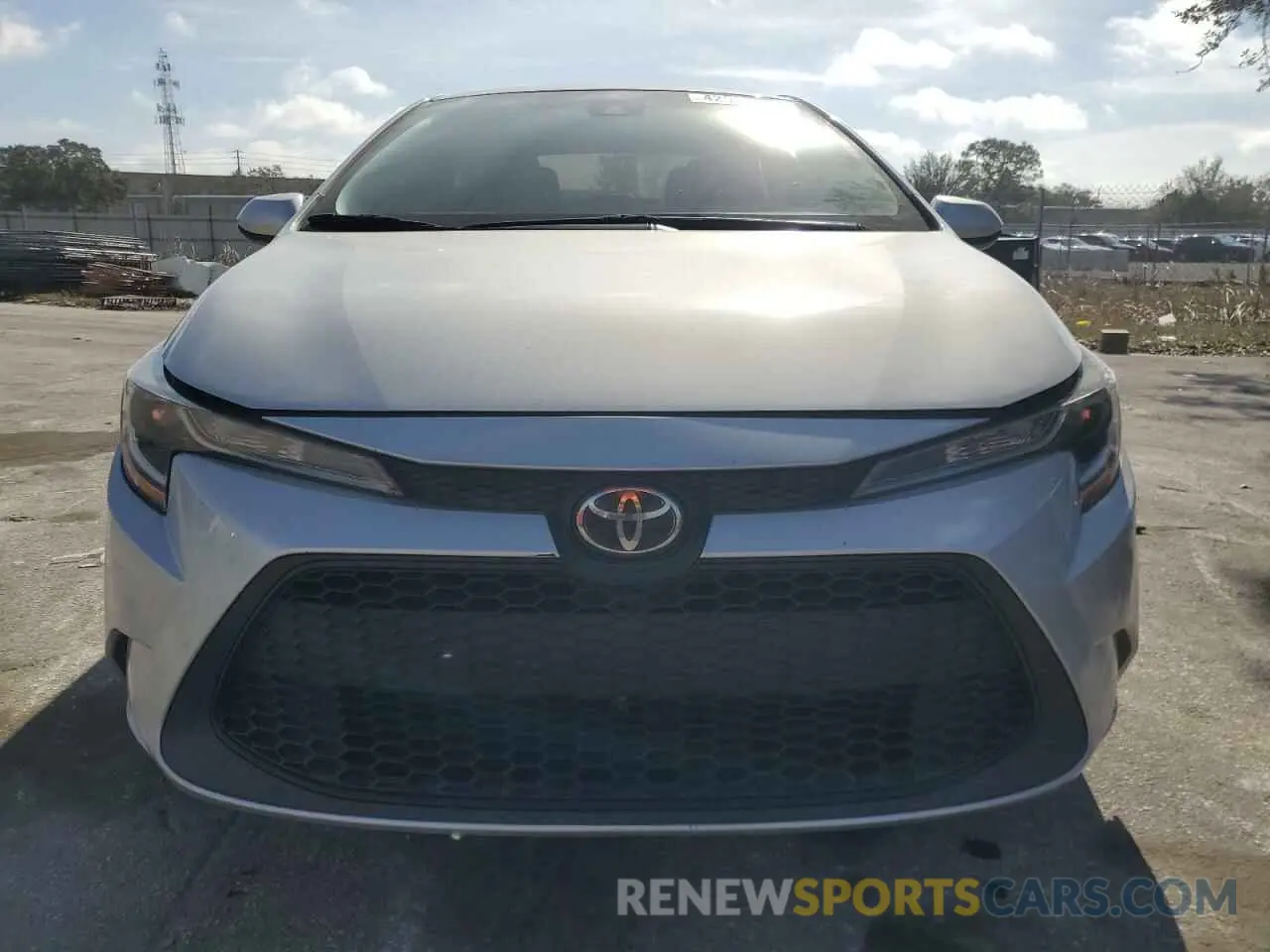 5 fotografías del automóvil dañado 5YFEPMAE8MP231565 TOYOTA COROLLA 2021