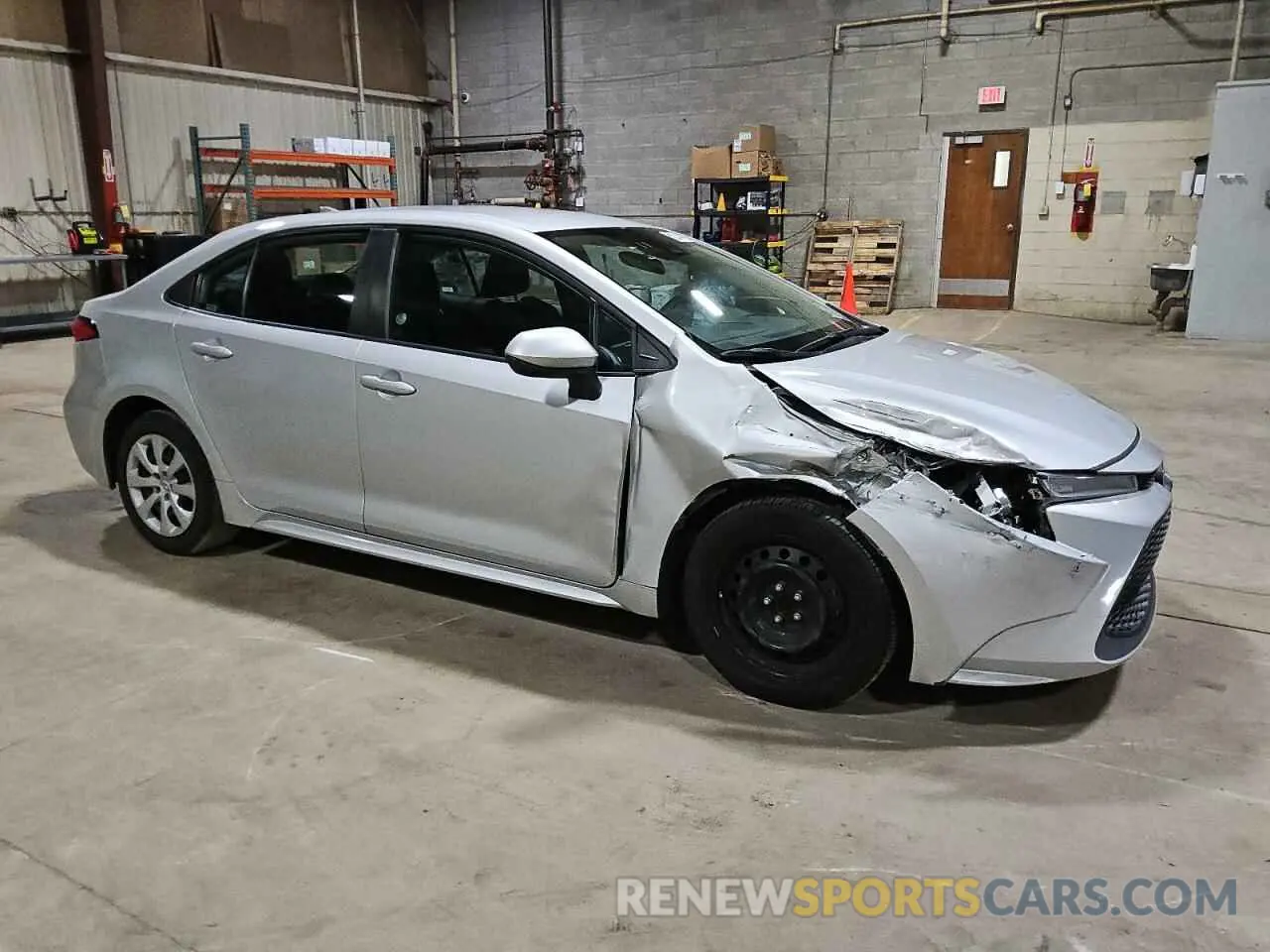 4 fotografías del automóvil dañado 5YFEPMAE8MP233557 TOYOTA COROLLA 2021