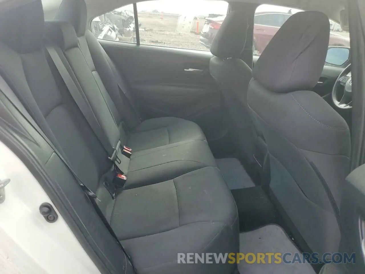 10 fotografías del automóvil dañado 5YFEPMAE8MP235700 TOYOTA COROLLA 2021