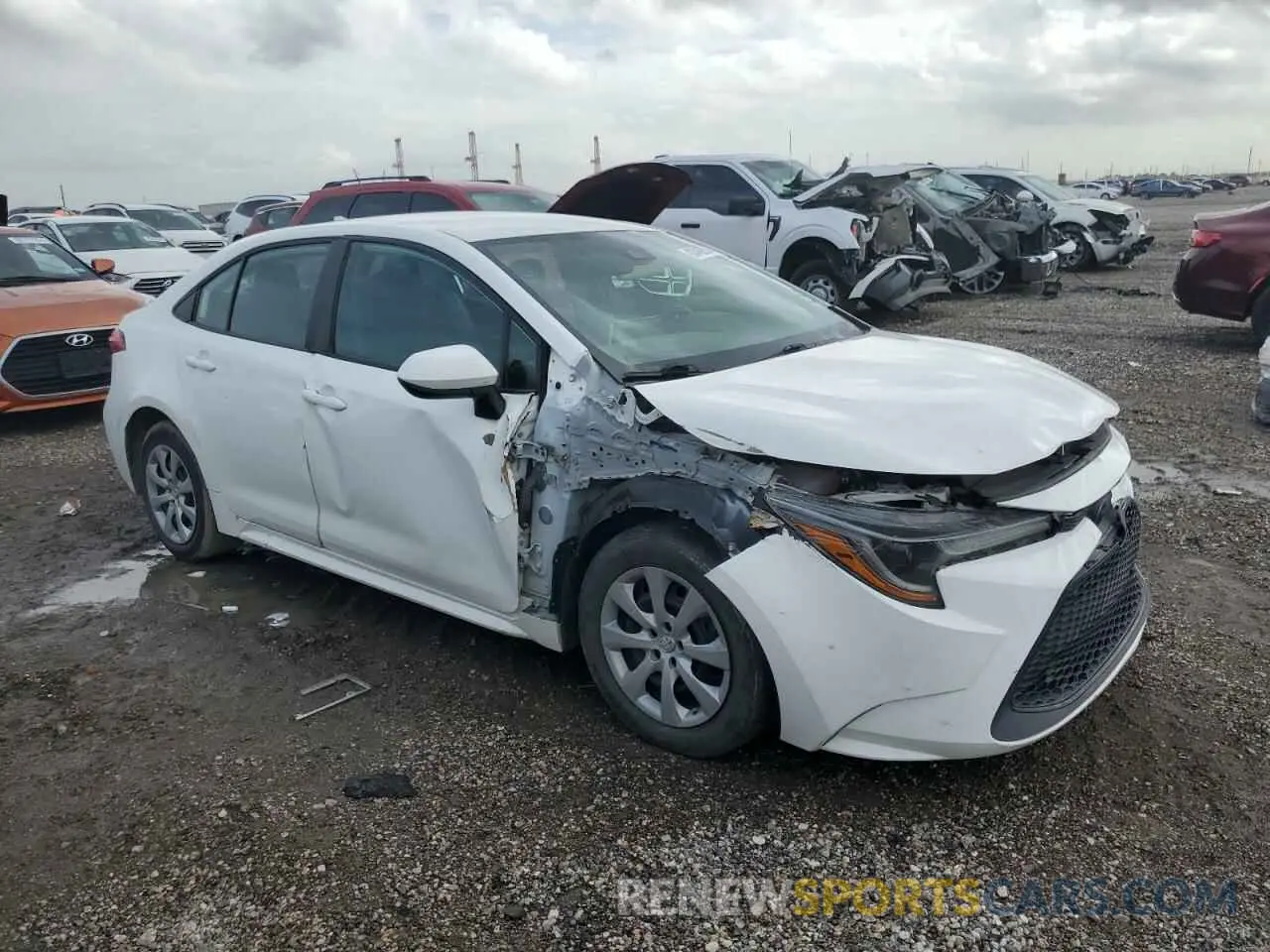 4 fotografías del automóvil dañado 5YFEPMAE8MP235700 TOYOTA COROLLA 2021