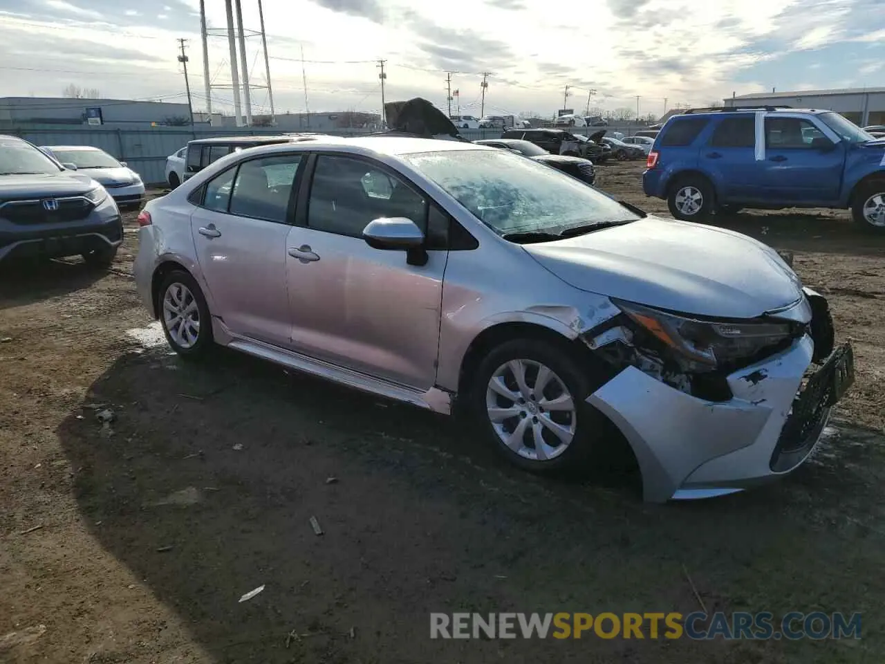 4 fotografías del automóvil dañado 5YFEPMAE8MP240895 TOYOTA COROLLA 2021