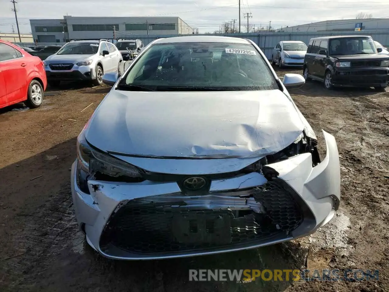 5 fotografías del automóvil dañado 5YFEPMAE8MP240895 TOYOTA COROLLA 2021