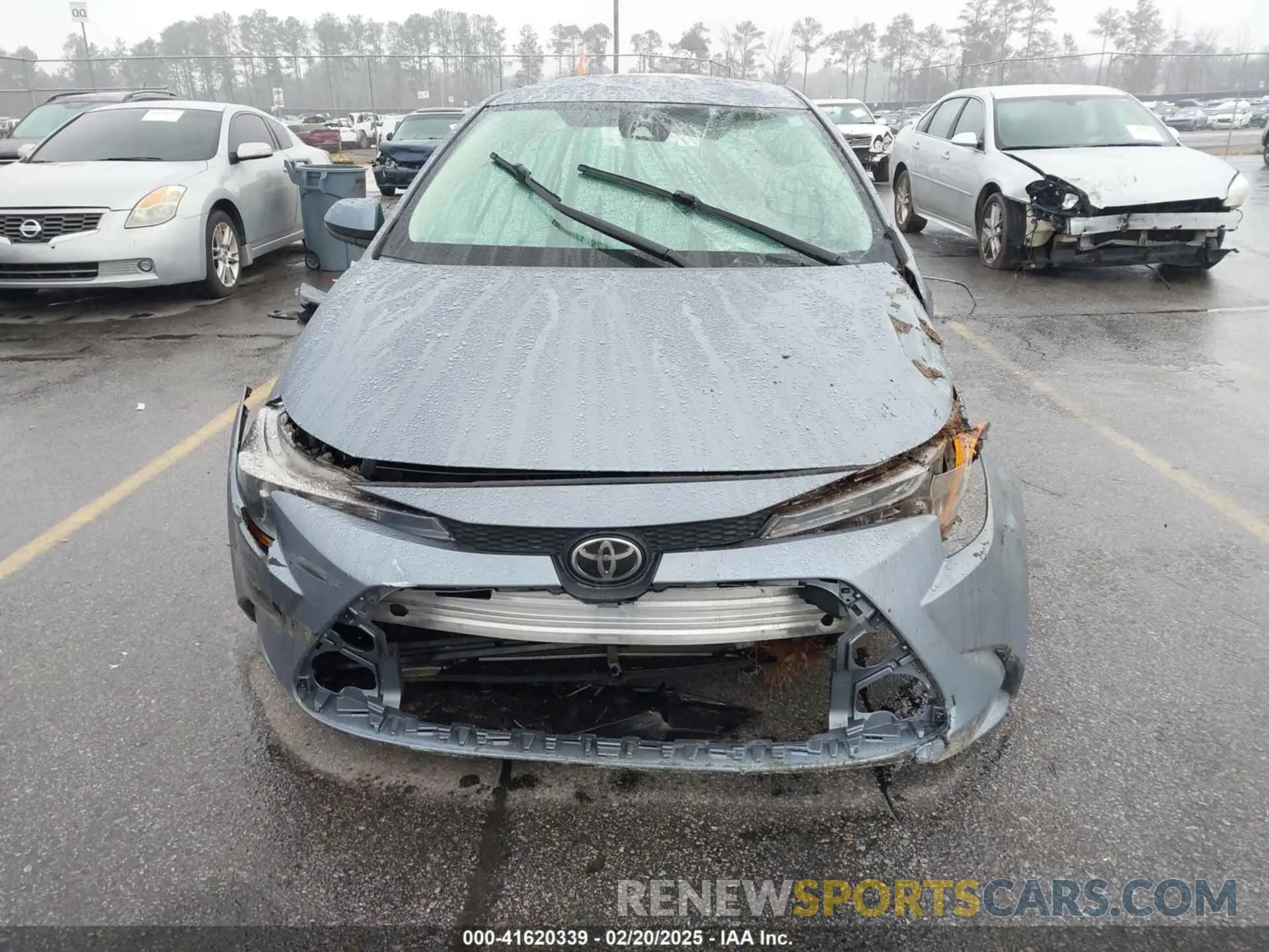 11 fotografías del automóvil dañado 5YFEPMAE8MP242968 TOYOTA COROLLA 2021