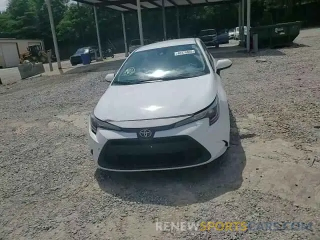 13 fotografías del automóvil dañado 5YFEPMAE8MP243327 TOYOTA COROLLA 2021