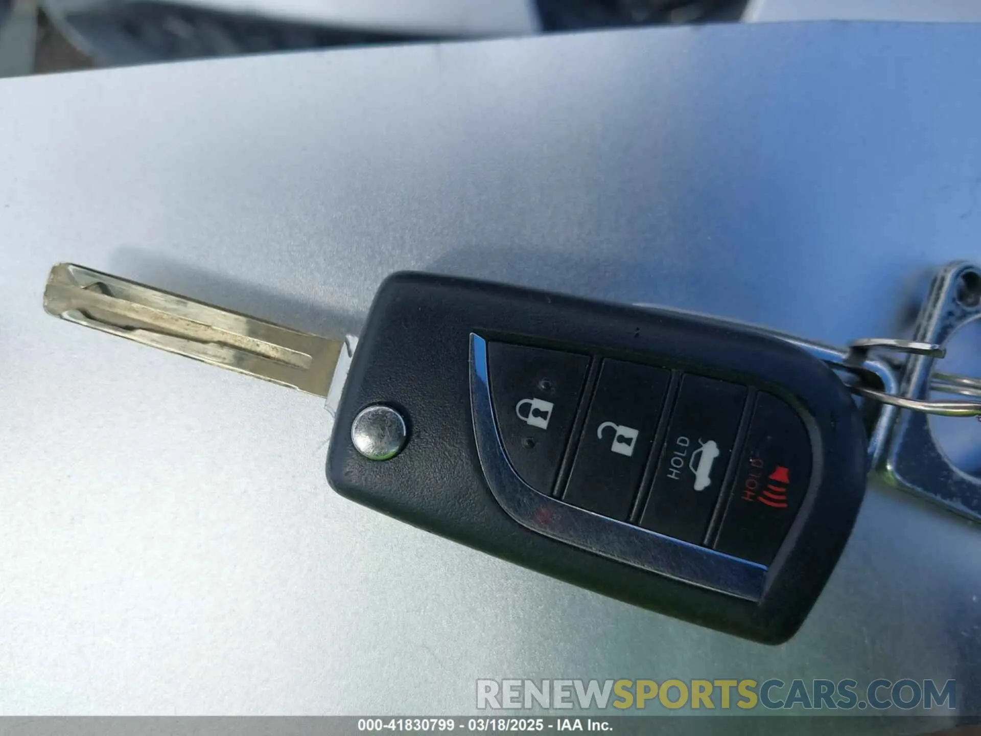 11 fotografías del automóvil dañado 5YFEPMAE8MP245580 TOYOTA COROLLA 2021