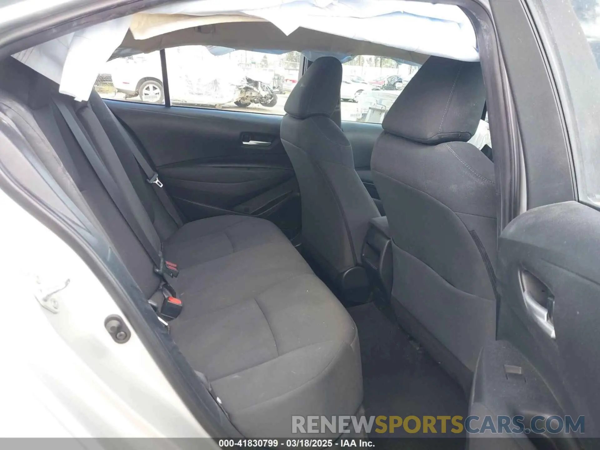 8 fotografías del automóvil dañado 5YFEPMAE8MP245580 TOYOTA COROLLA 2021