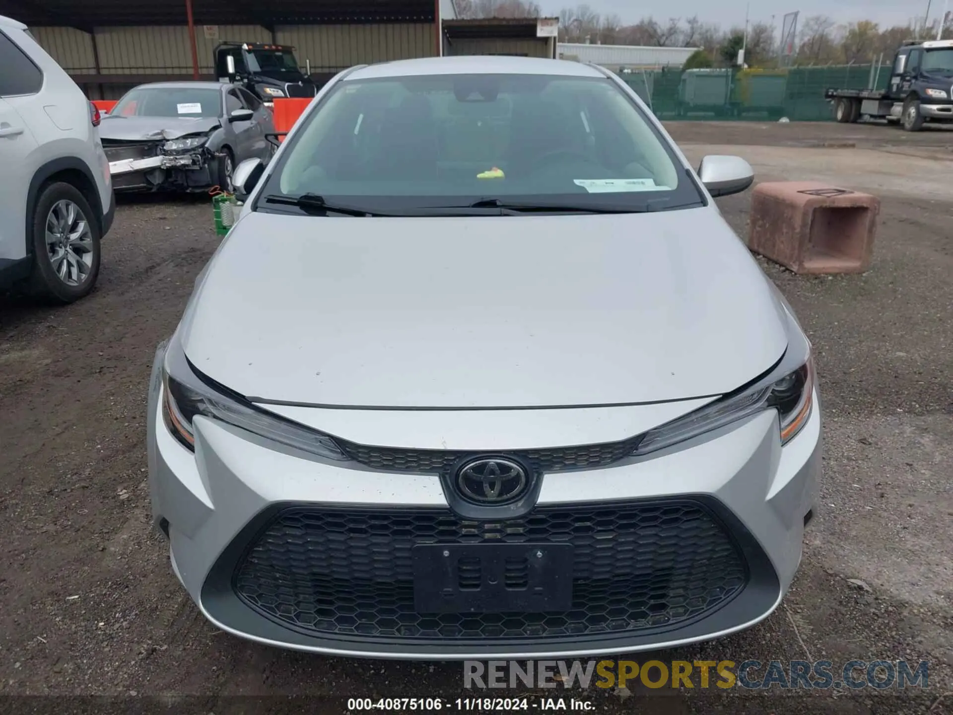 12 fotografías del automóvil dañado 5YFEPMAE8MP249130 TOYOTA COROLLA 2021