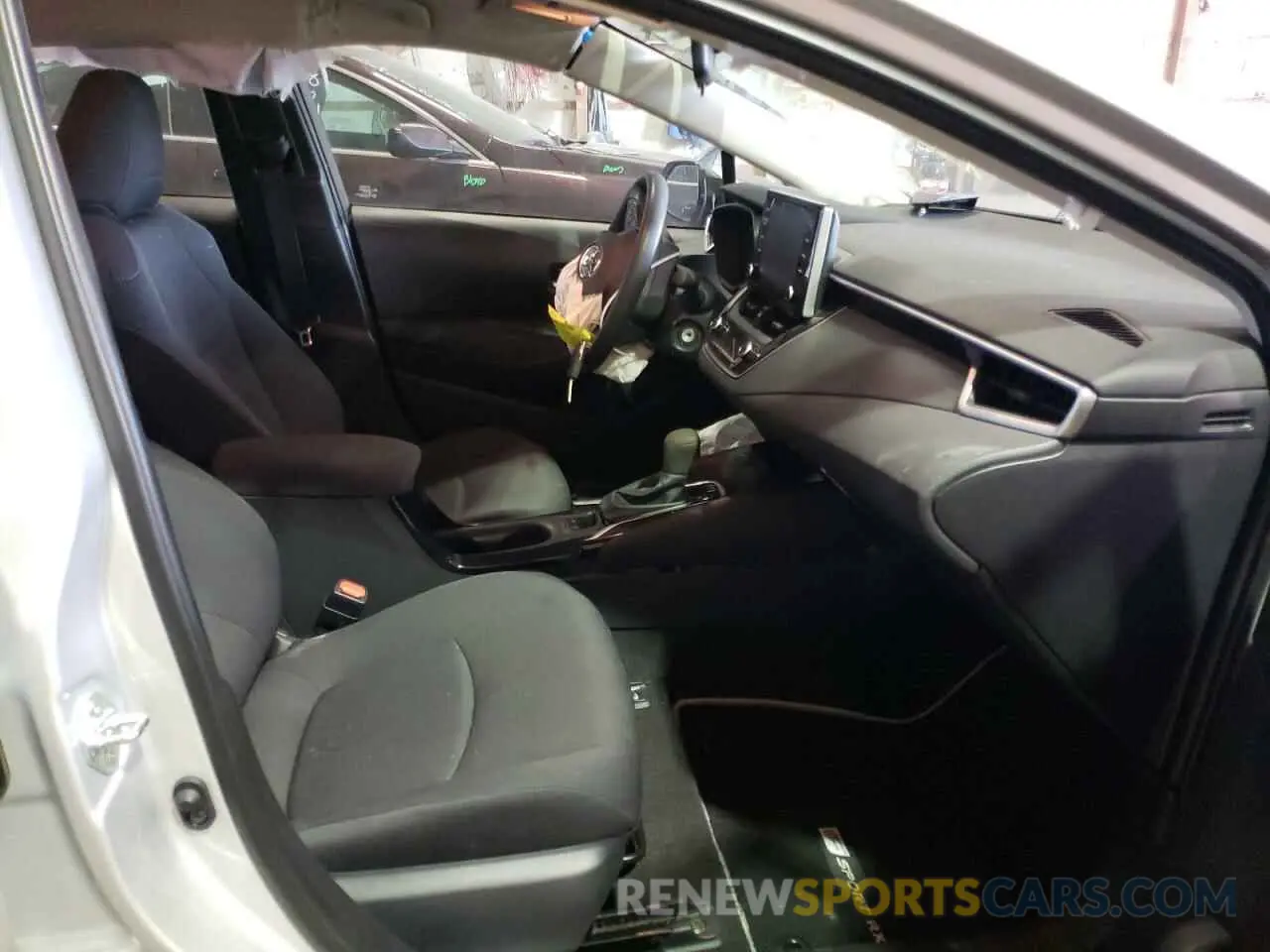 5 fotografías del automóvil dañado 5YFEPMAE8MP267658 TOYOTA COROLLA 2021