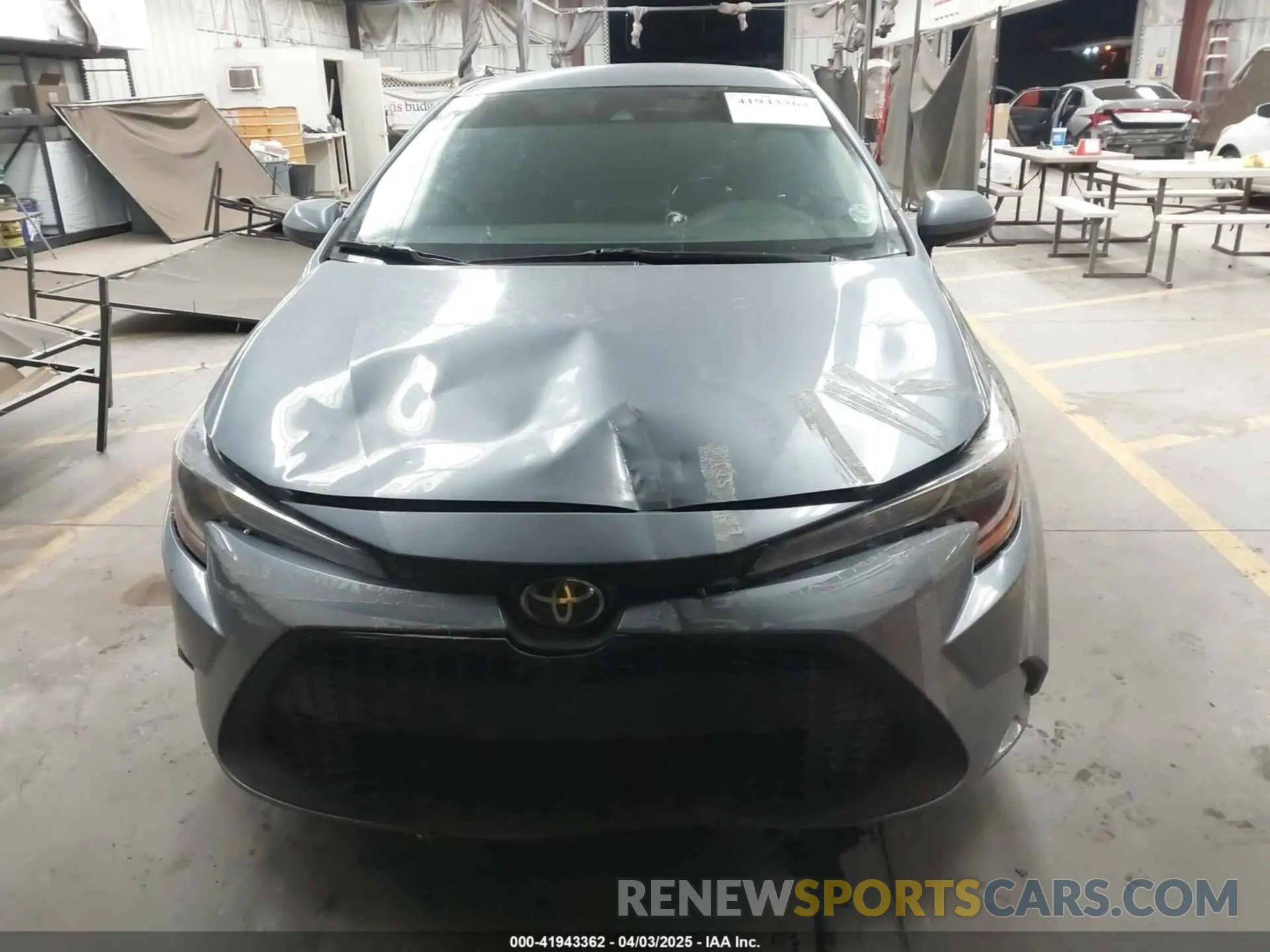 12 fotografías del automóvil dañado 5YFEPMAE8MP270852 TOYOTA COROLLA 2021