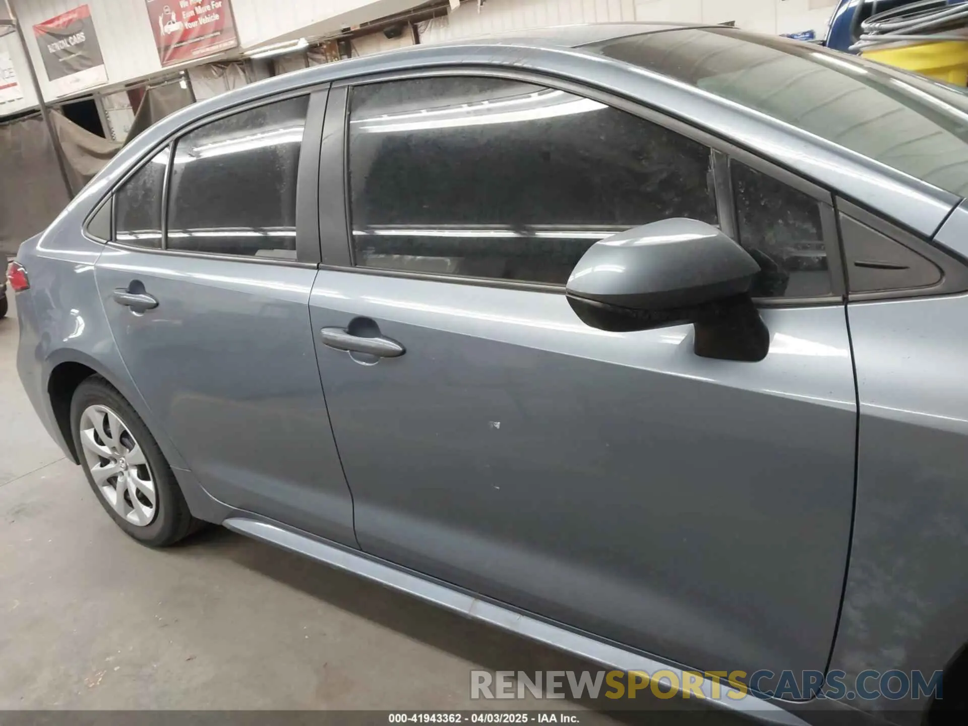 13 fotografías del automóvil dañado 5YFEPMAE8MP270852 TOYOTA COROLLA 2021