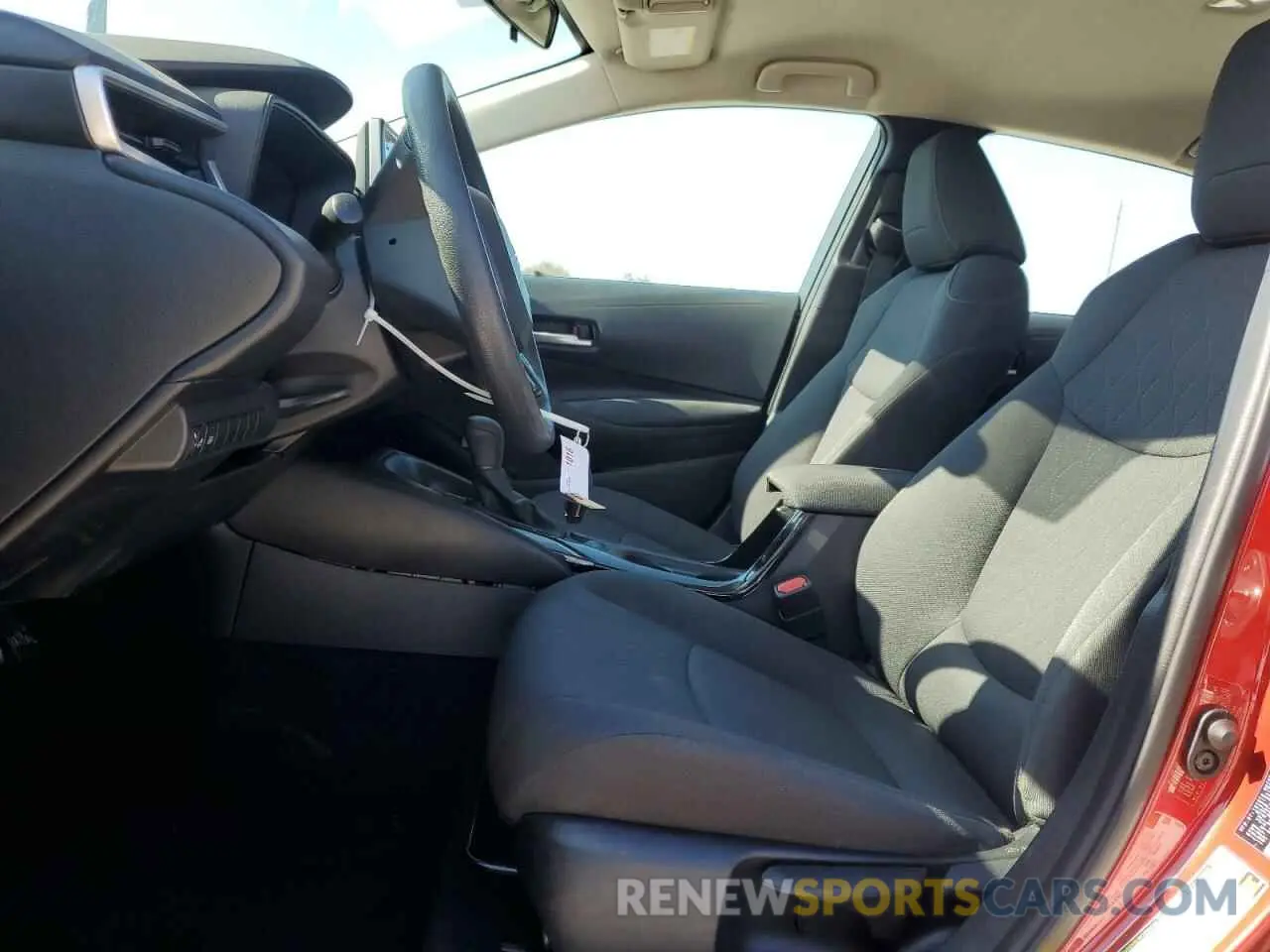 7 fotografías del automóvil dañado 5YFEPMAE9MP151479 TOYOTA COROLLA 2021