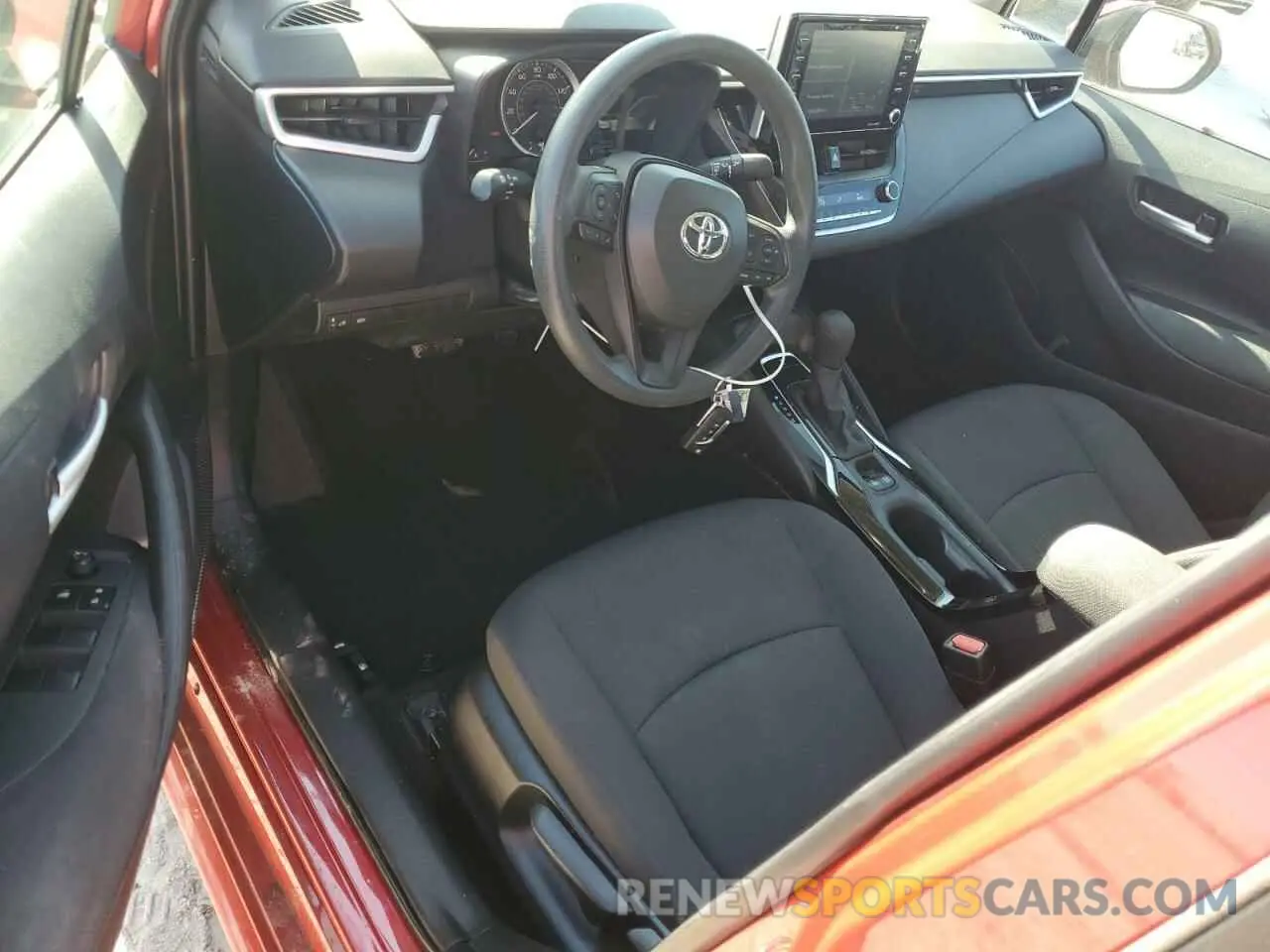 8 fotografías del automóvil dañado 5YFEPMAE9MP151479 TOYOTA COROLLA 2021