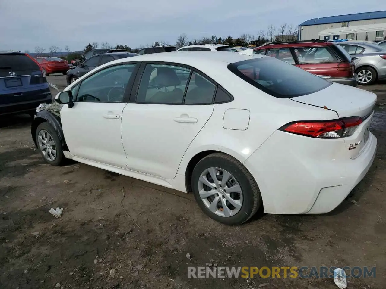 2 fotografías del automóvil dañado 5YFEPMAE9MP169514 TOYOTA COROLLA 2021