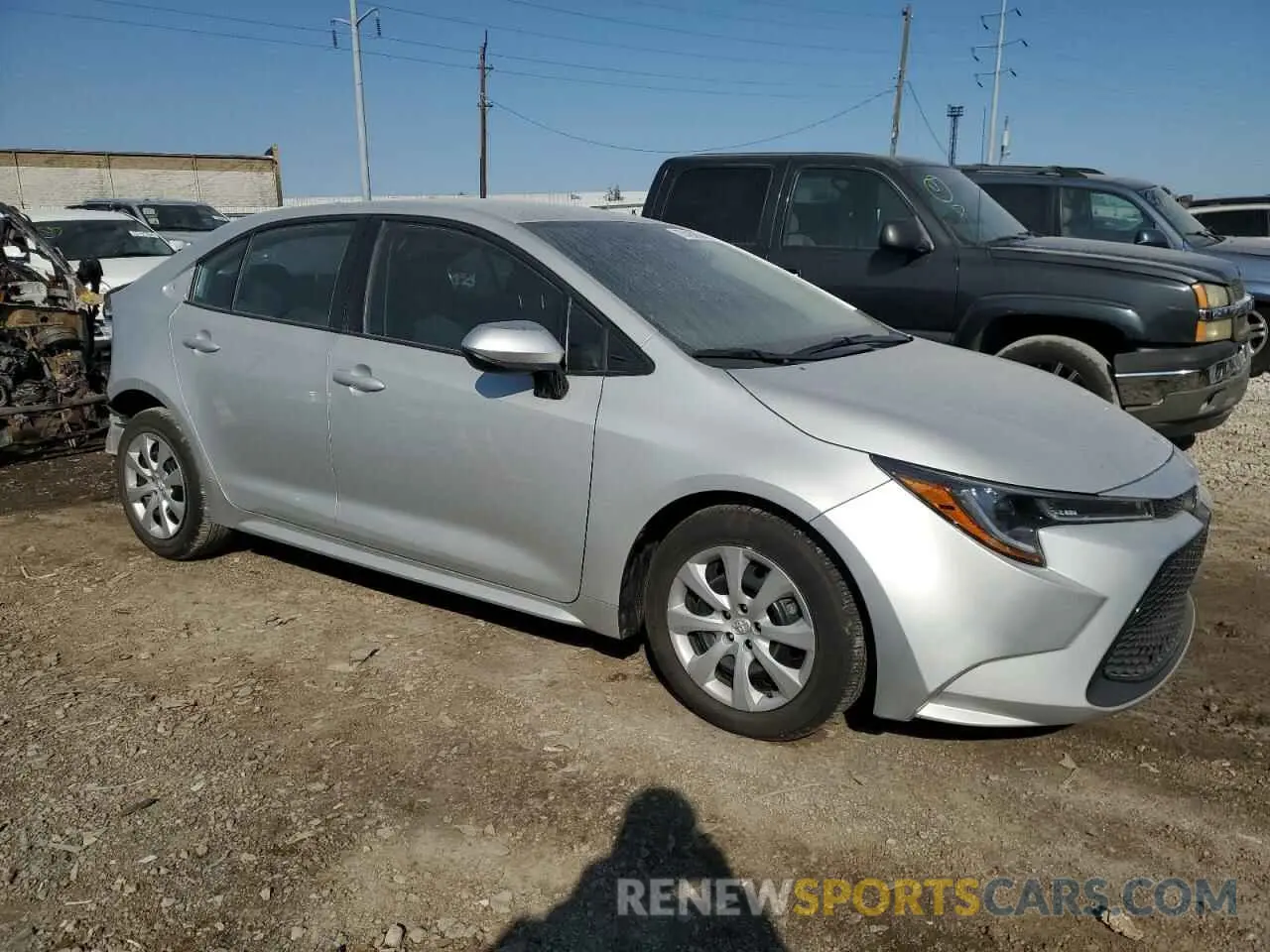 4 fotografías del automóvil dañado 5YFEPMAE9MP169707 TOYOTA COROLLA 2021