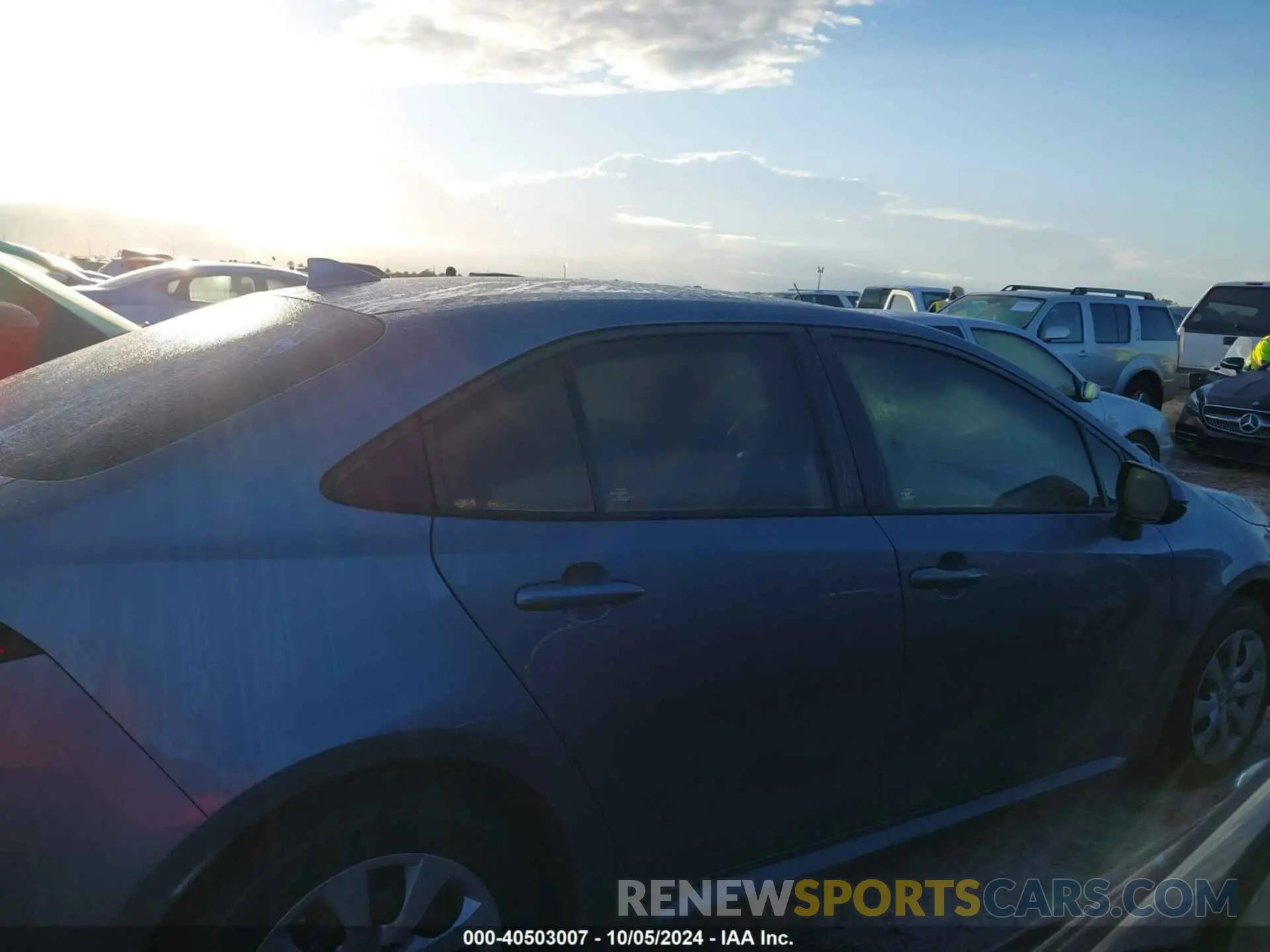 14 fotografías del automóvil dañado 5YFEPMAE9MP169898 TOYOTA COROLLA 2021