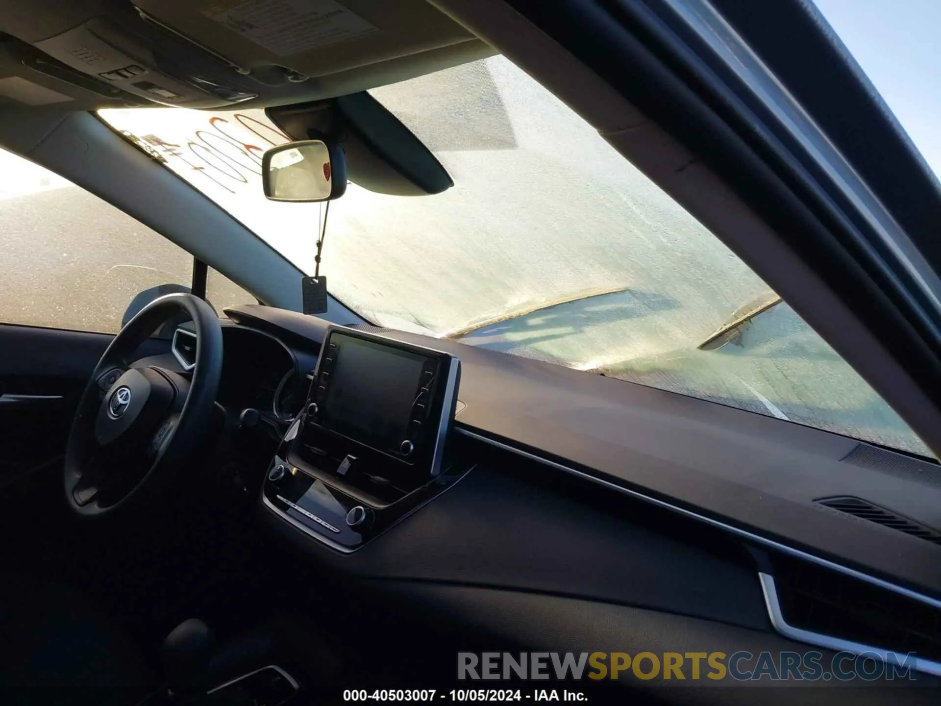 5 fotografías del automóvil dañado 5YFEPMAE9MP169898 TOYOTA COROLLA 2021