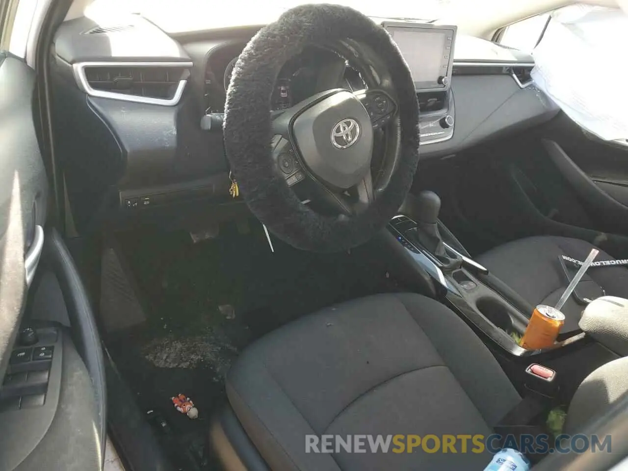 8 fotografías del automóvil dañado 5YFEPMAE9MP184479 TOYOTA COROLLA 2021