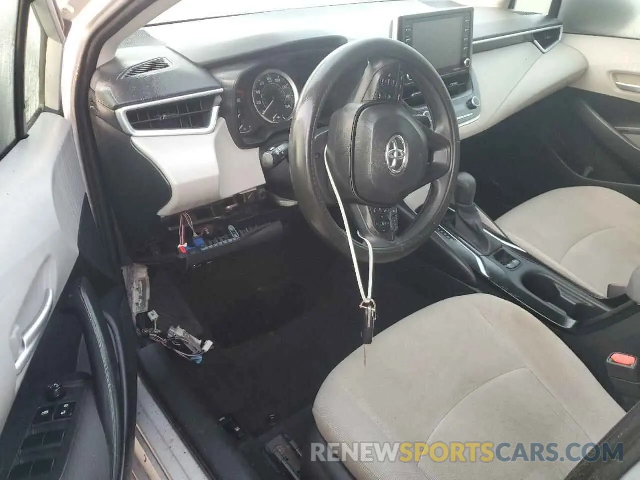 8 fotografías del automóvil dañado 5YFEPMAE9MP186054 TOYOTA COROLLA 2021