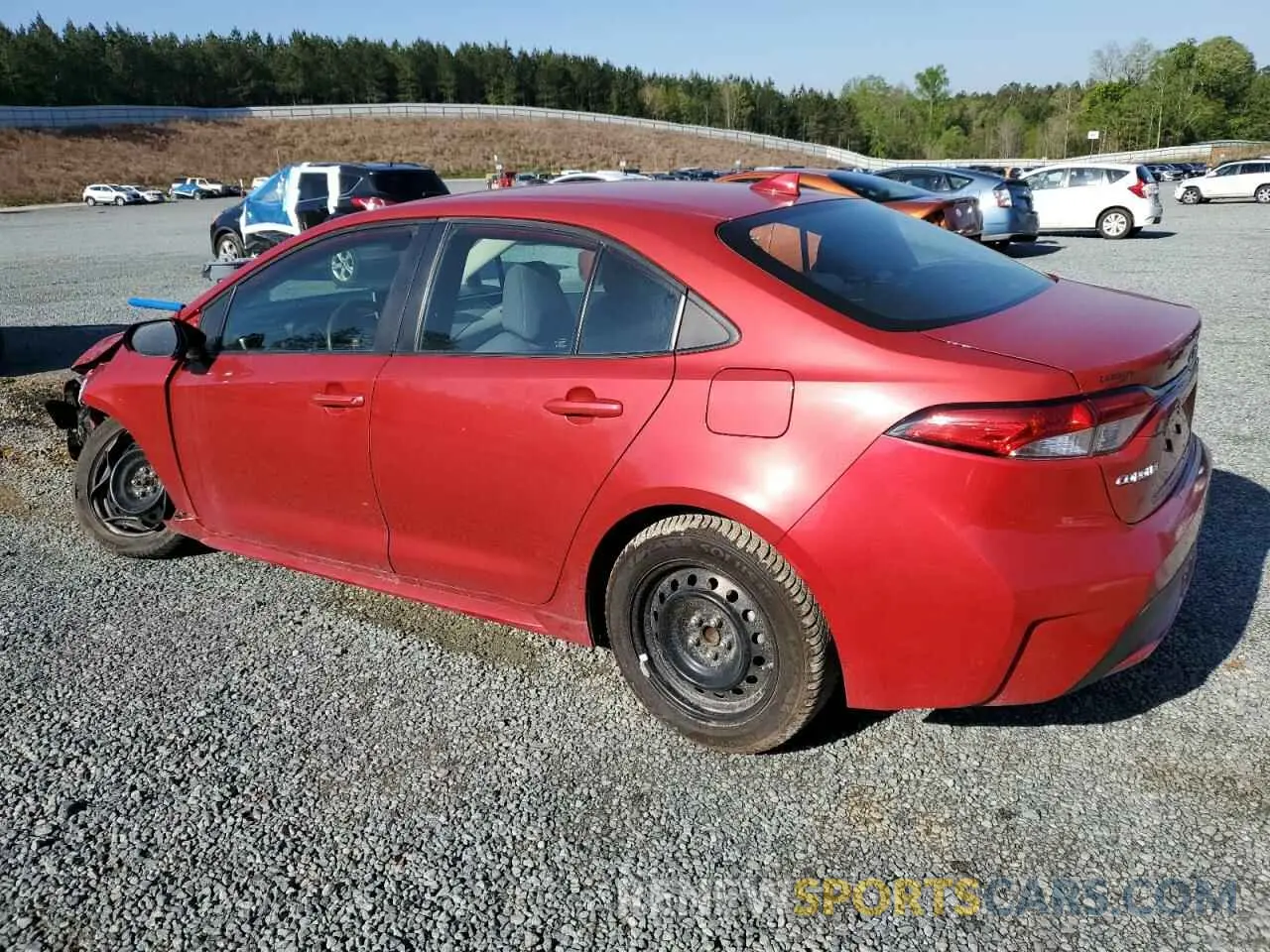 2 fotografías del automóvil dañado 5YFEPMAE9MP189634 TOYOTA COROLLA 2021