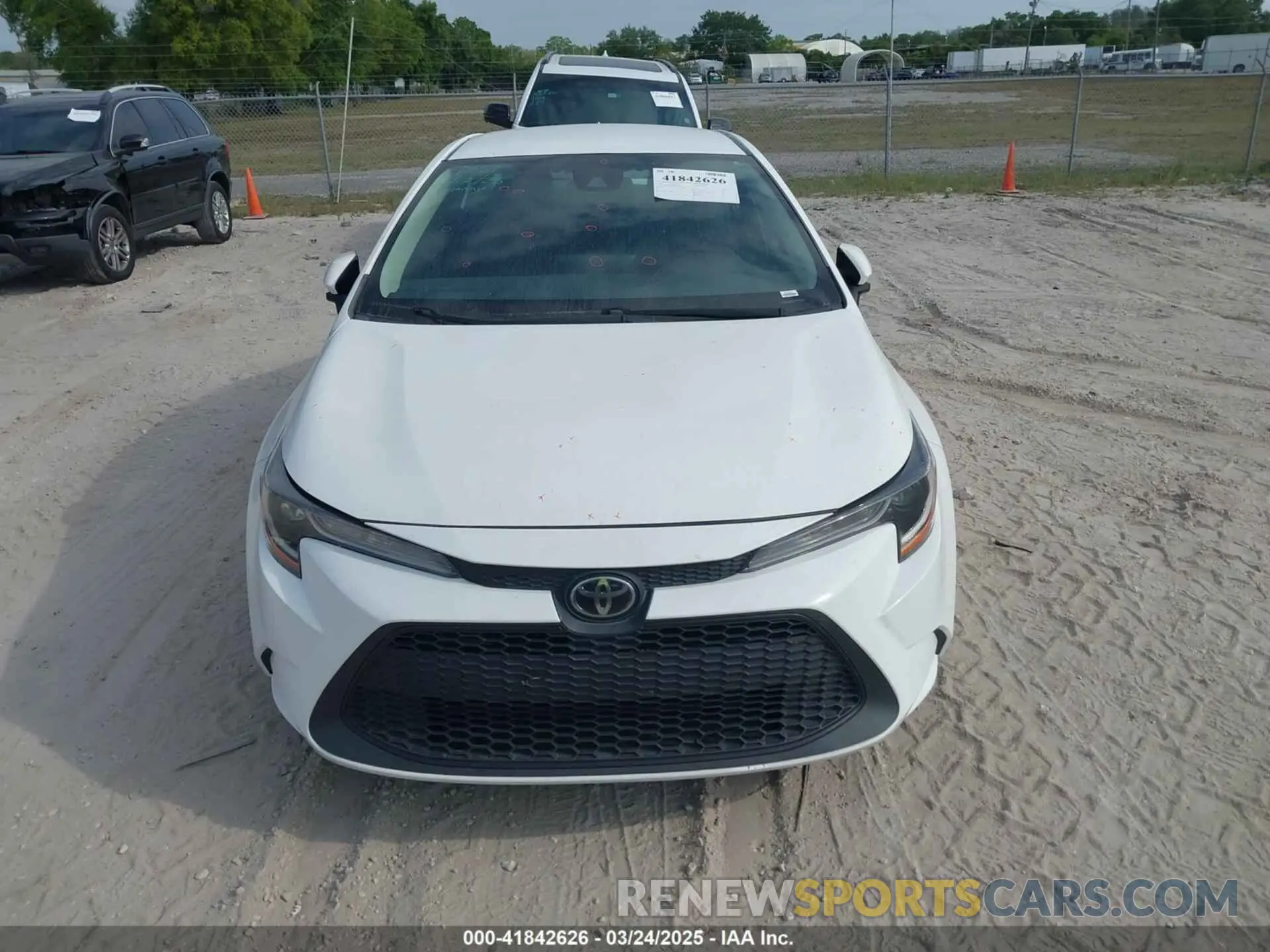 12 fotografías del automóvil dañado 5YFEPMAE9MP199970 TOYOTA COROLLA 2021
