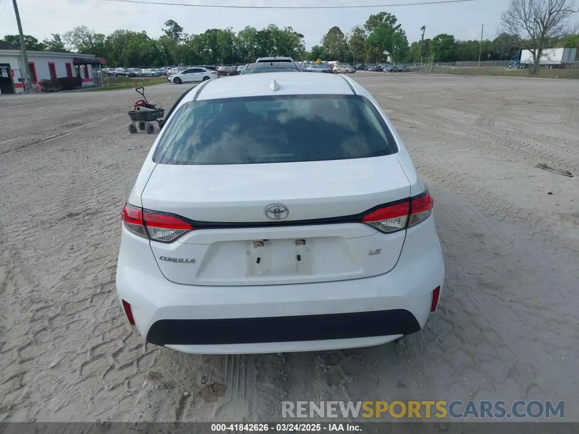 16 fotografías del automóvil dañado 5YFEPMAE9MP199970 TOYOTA COROLLA 2021