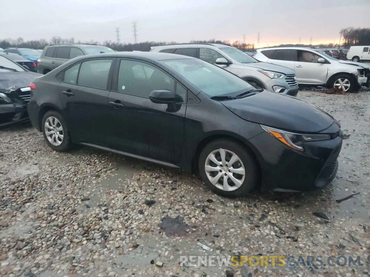 4 fotografías del automóvil dañado 5YFEPMAE9MP201104 TOYOTA COROLLA 2021