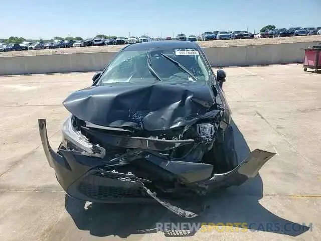 13 fotografías del automóvil dañado 5YFEPMAE9MP203600 TOYOTA COROLLA 2021