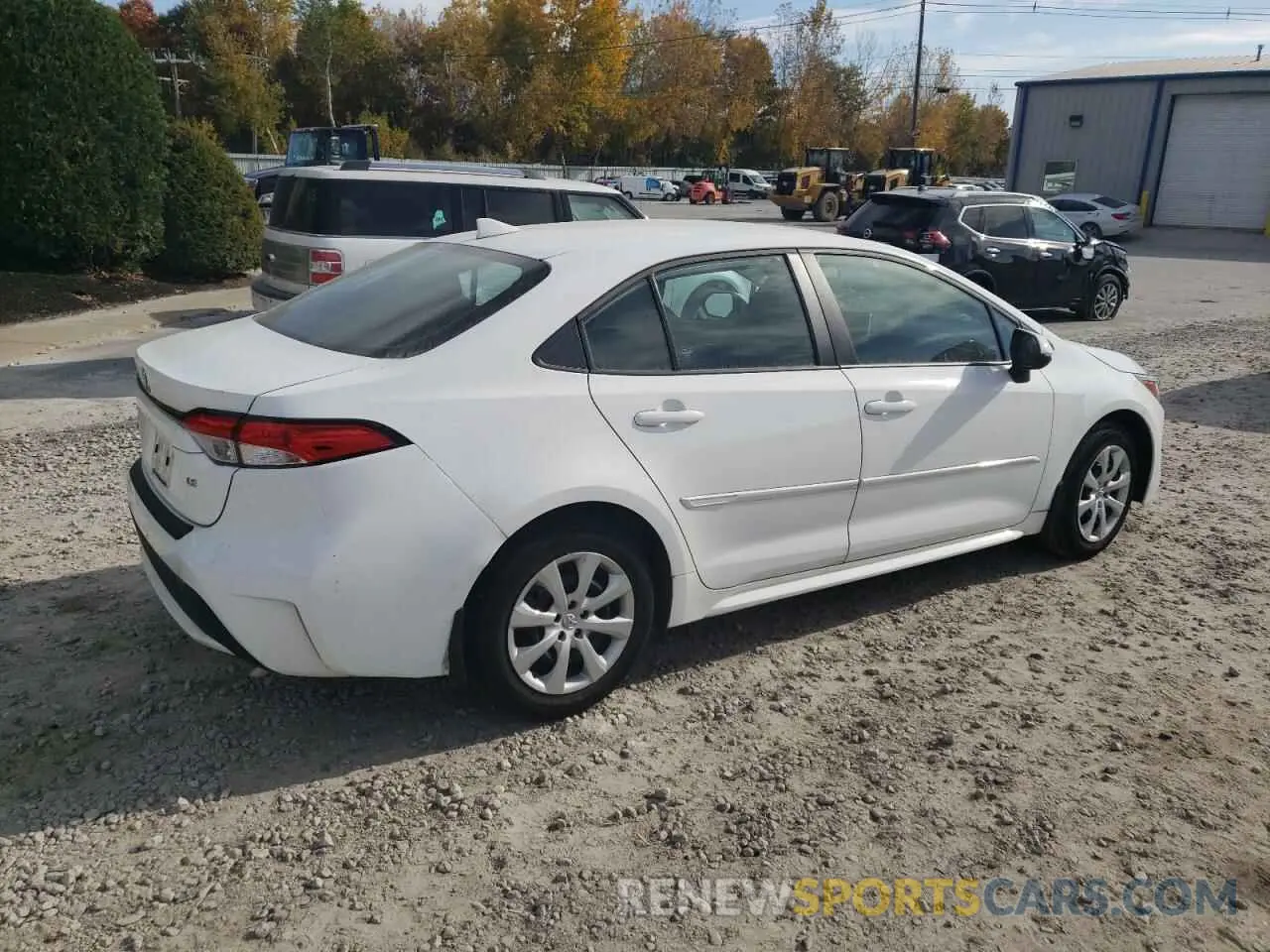 3 fotografías del automóvil dañado 5YFEPMAE9MP207274 TOYOTA COROLLA 2021