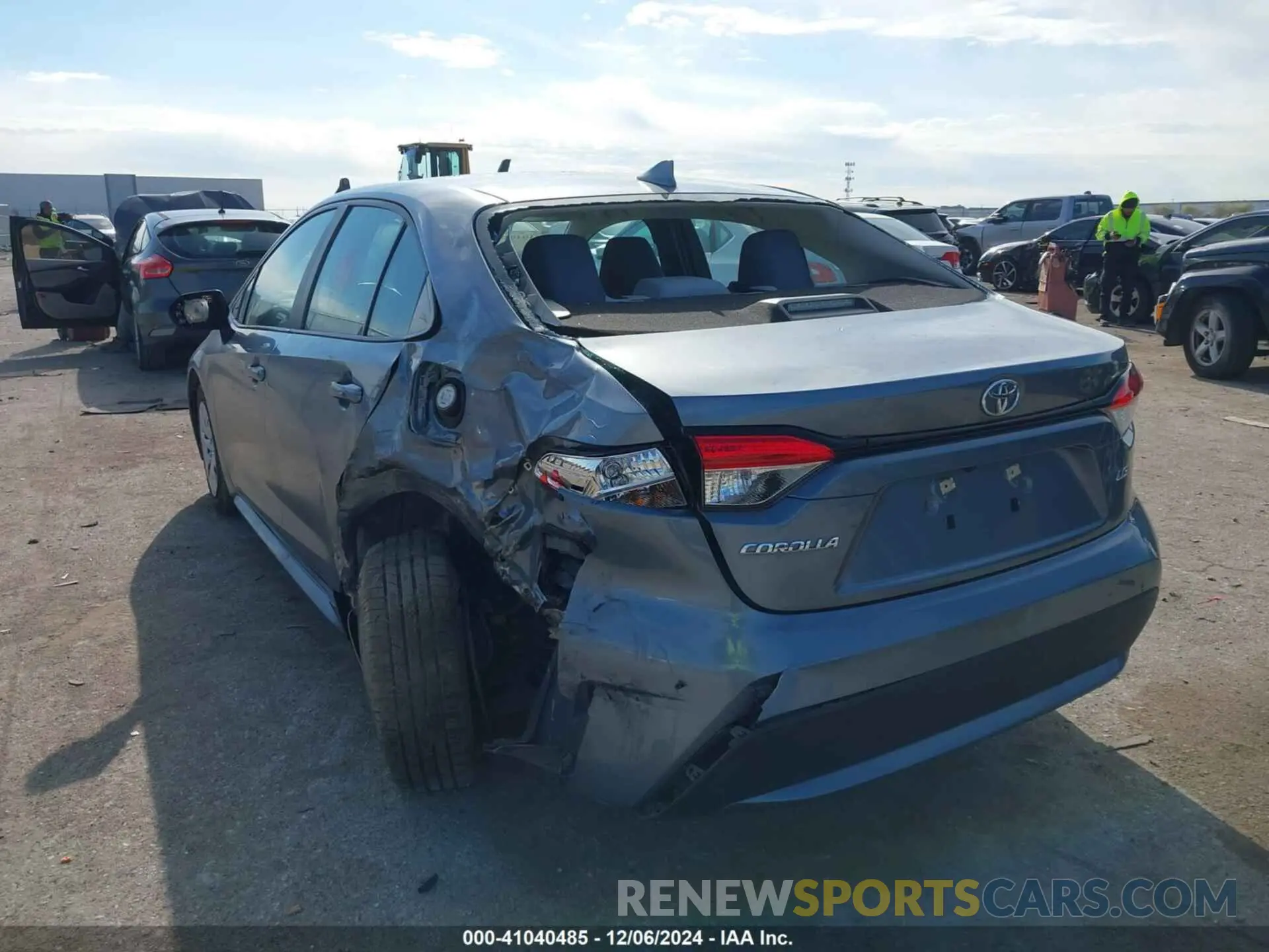 3 fotografías del automóvil dañado 5YFEPMAE9MP208764 TOYOTA COROLLA 2021