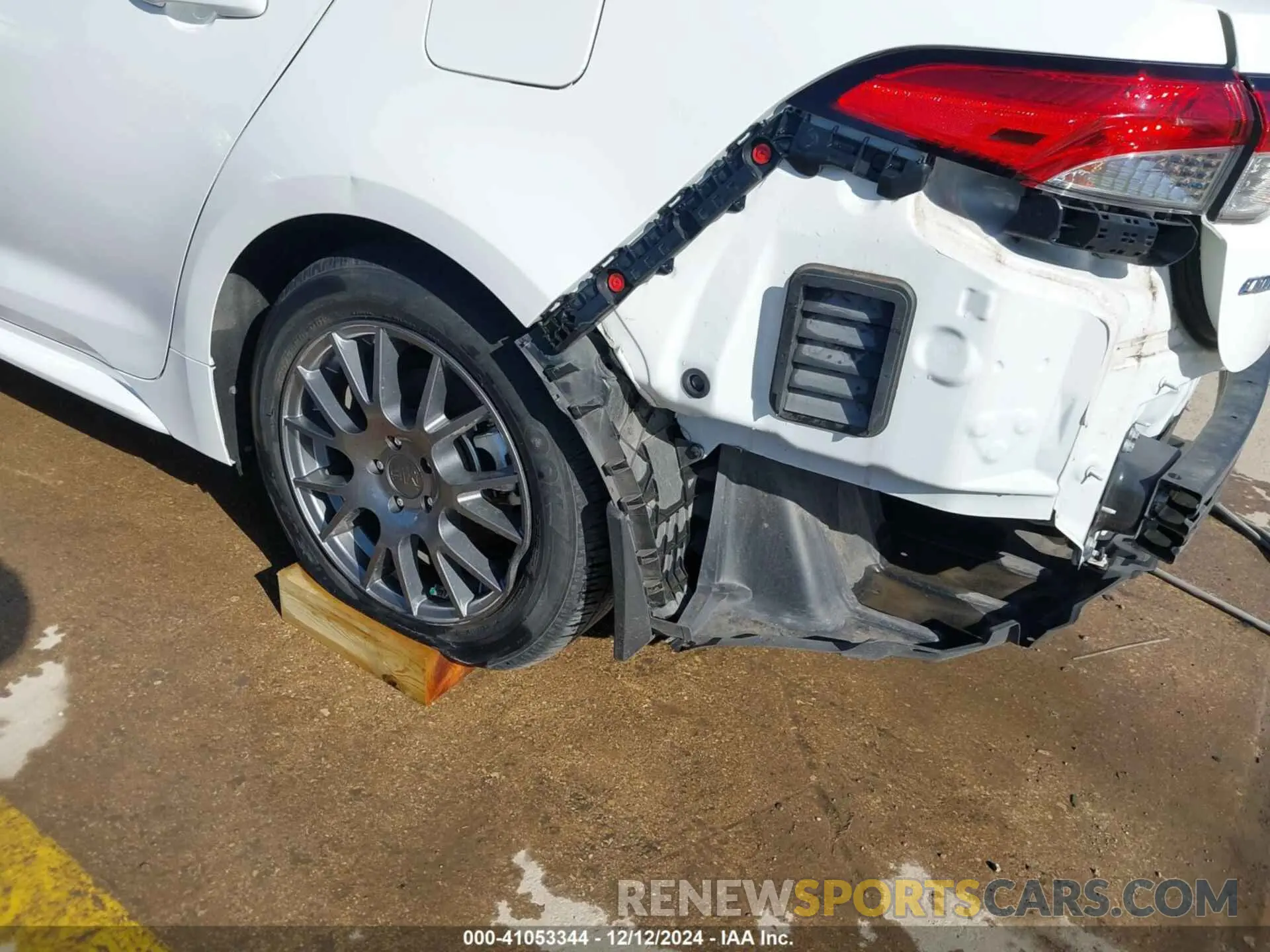 20 fotografías del automóvil dañado 5YFEPMAEXMP153452 TOYOTA COROLLA 2021