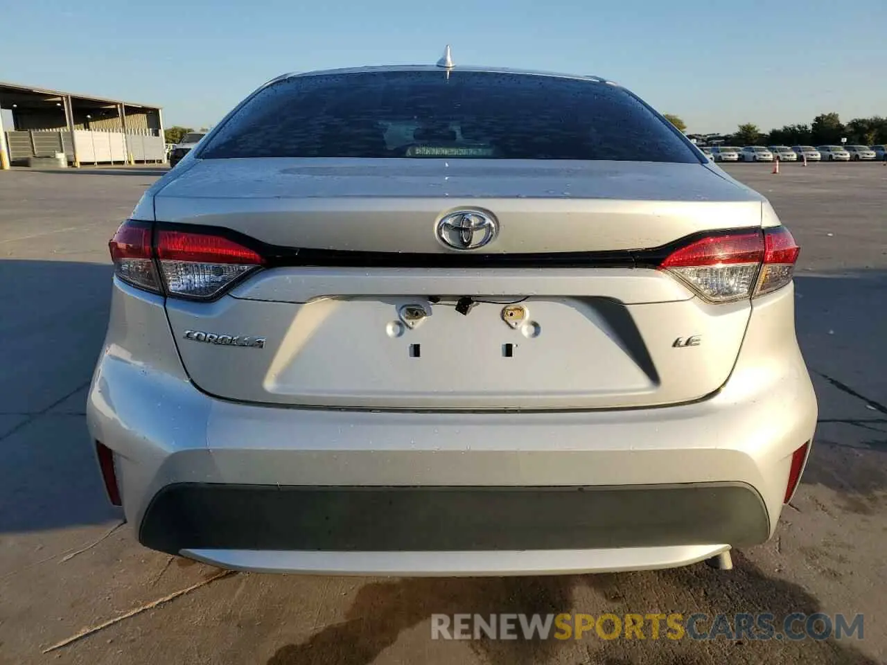 6 fotografías del automóvil dañado 5YFEPMAEXMP157565 TOYOTA COROLLA 2021