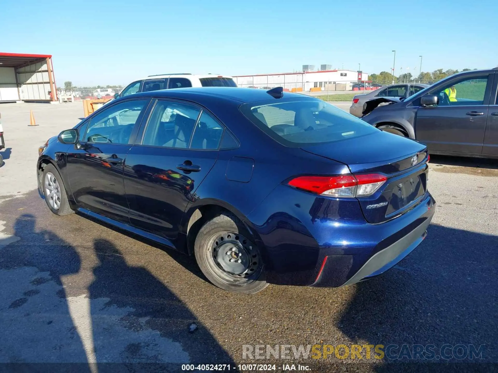 3 fotografías del automóvil dañado 5YFEPMAEXMP179291 TOYOTA COROLLA 2021