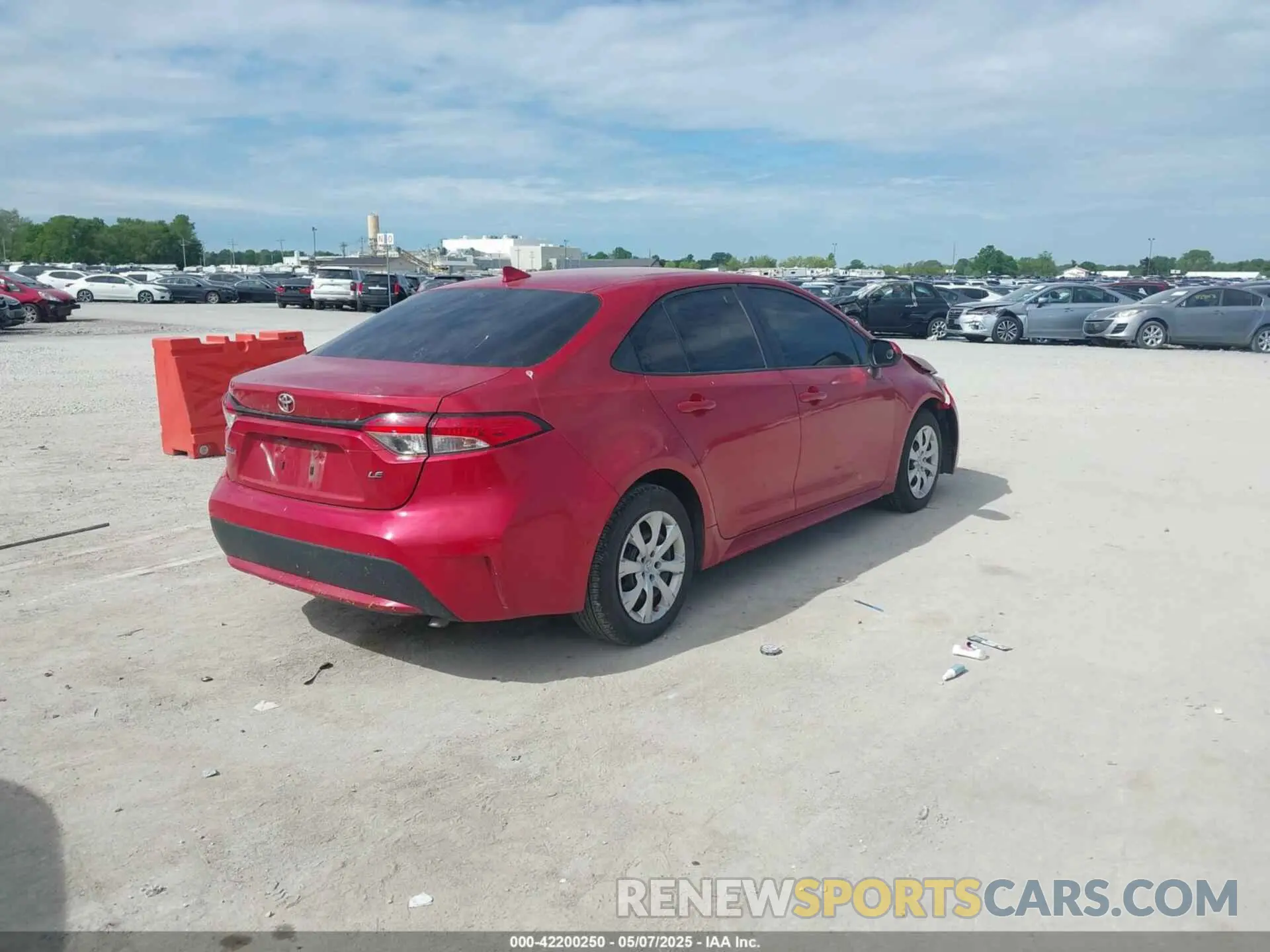 4 fotografías del automóvil dañado 5YFEPMAEXMP180425 TOYOTA COROLLA 2021