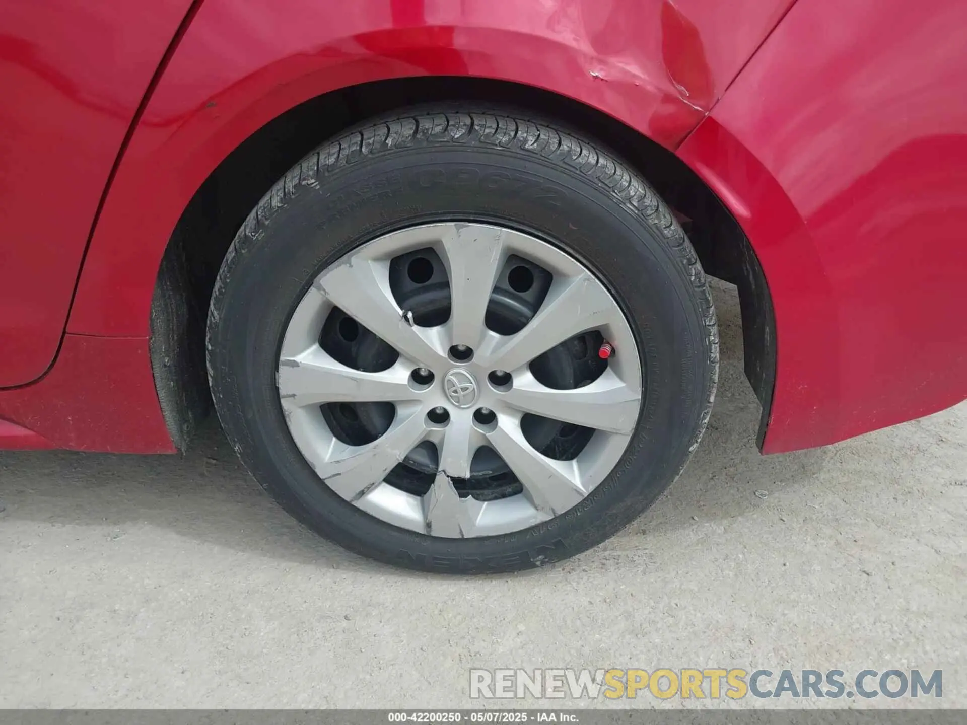 6 fotografías del automóvil dañado 5YFEPMAEXMP180425 TOYOTA COROLLA 2021
