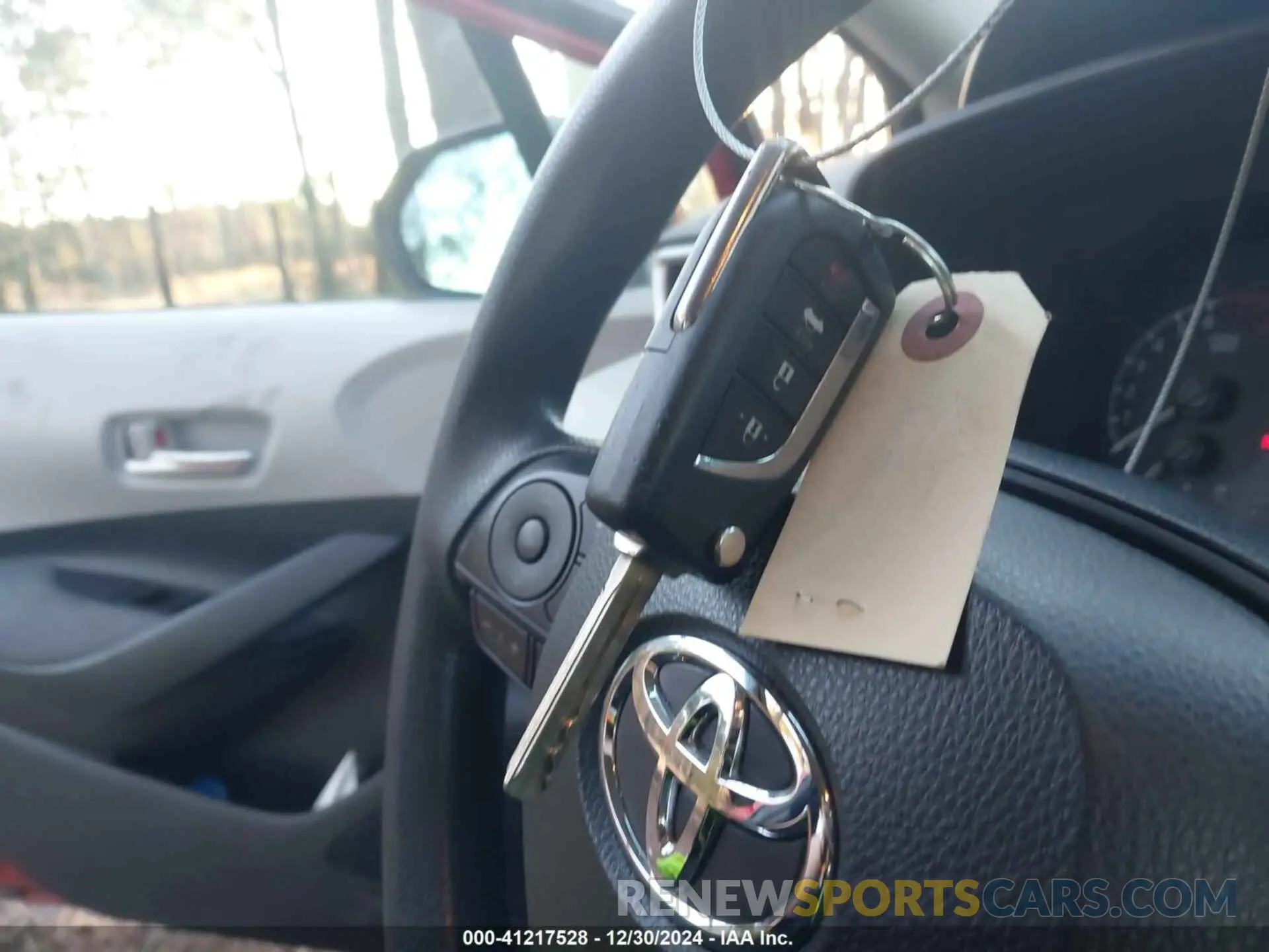 11 fotografías del automóvil dañado 5YFEPMAEXMP185950 TOYOTA COROLLA 2021