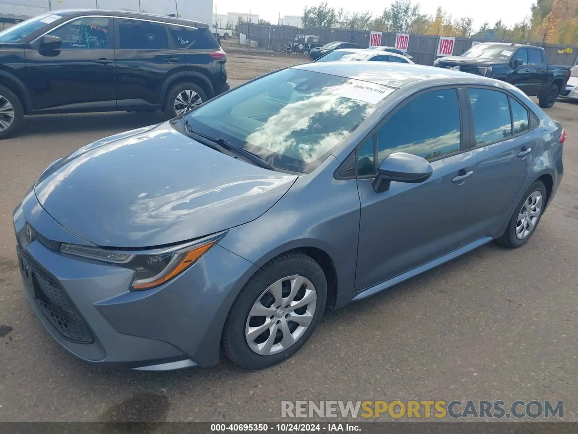 2 fotografías del automóvil dañado 5YFEPMAEXMP187567 TOYOTA COROLLA 2021