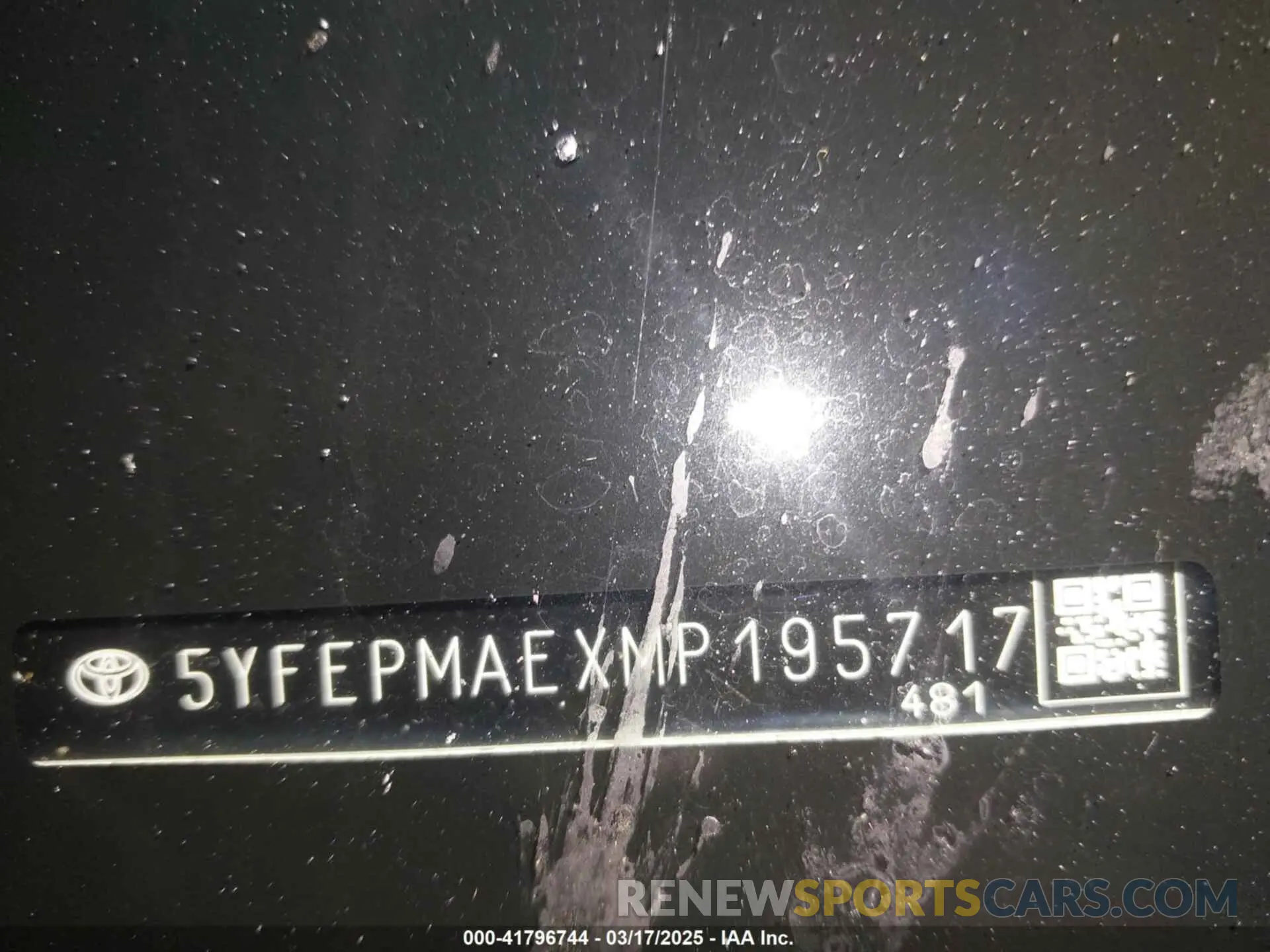 18 fotografías del automóvil dañado 5YFEPMAEXMP195717 TOYOTA COROLLA 2021