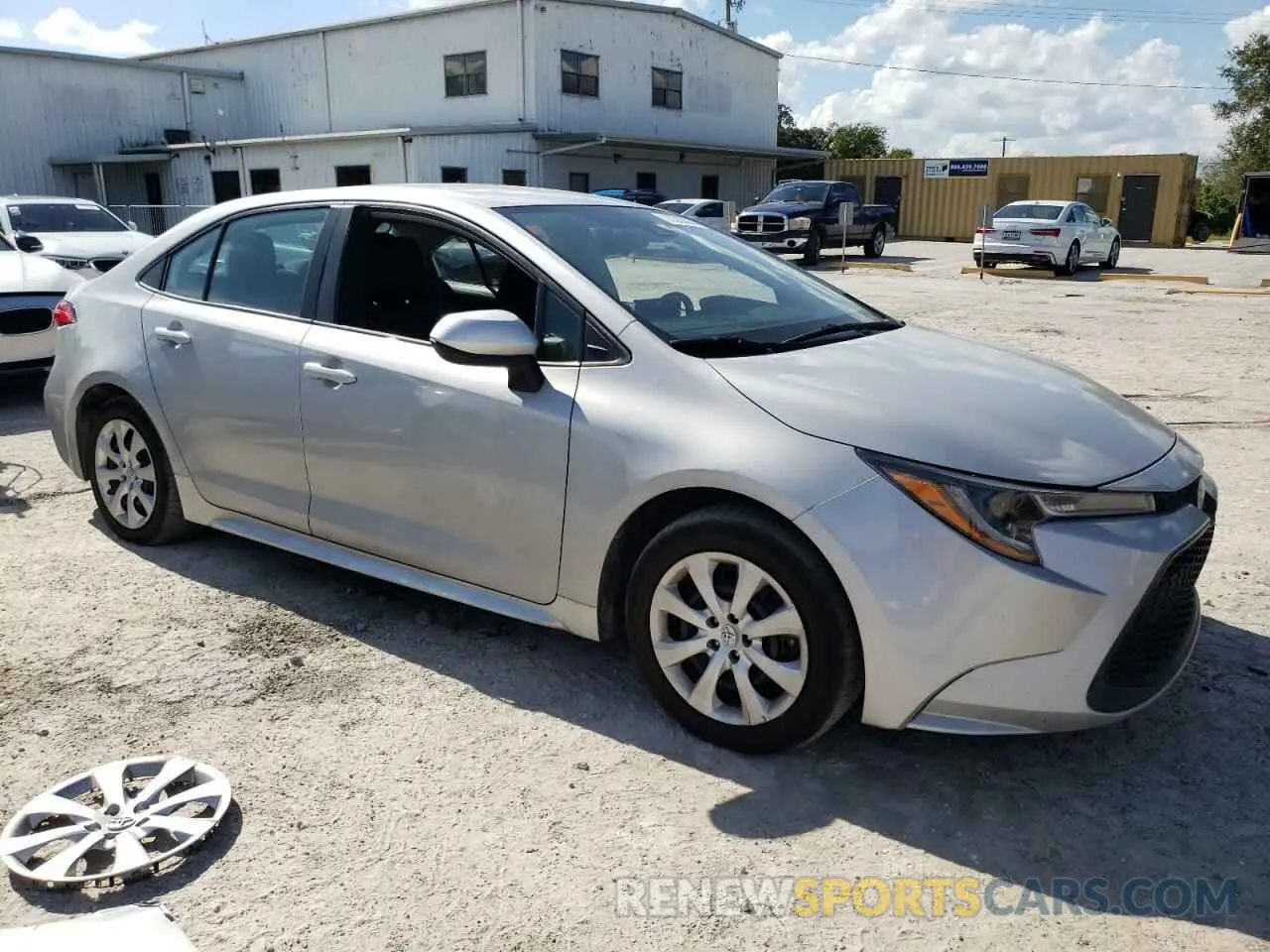 4 fotografías del automóvil dañado 5YFEPMAEXMP215836 TOYOTA COROLLA 2021