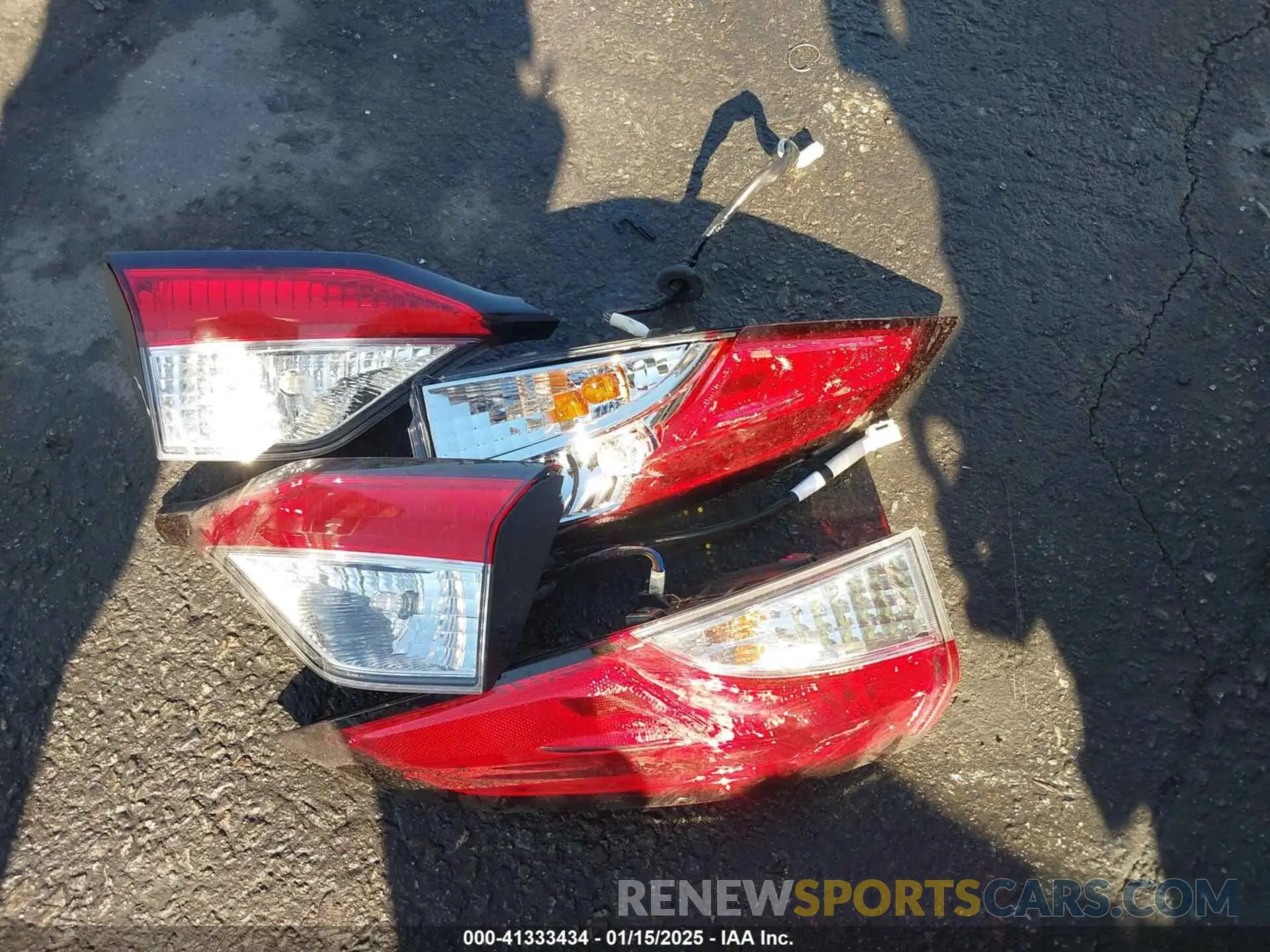 12 fotografías del automóvil dañado 5YFEPMAEXMP217988 TOYOTA COROLLA 2021