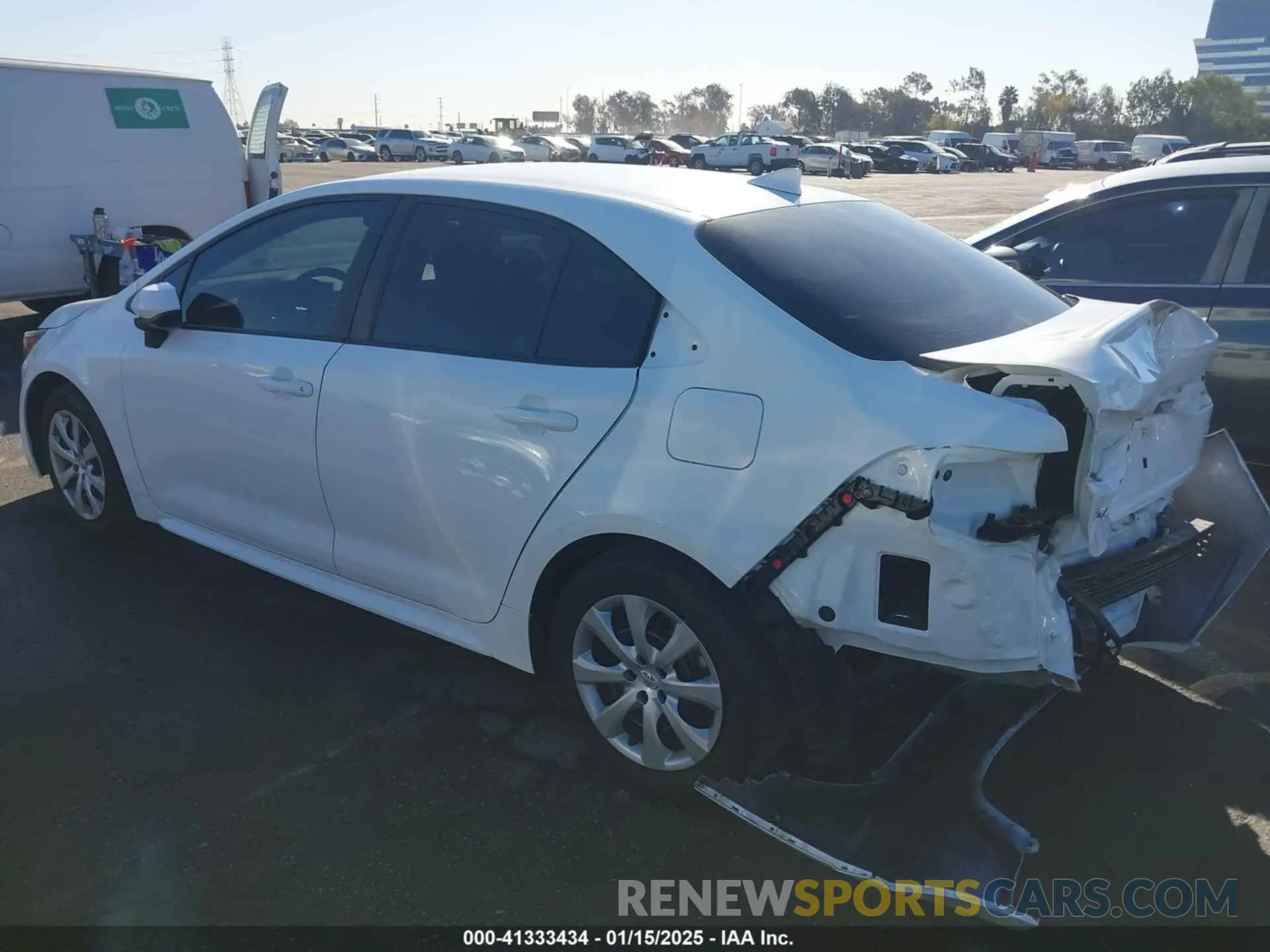 15 fotografías del automóvil dañado 5YFEPMAEXMP217988 TOYOTA COROLLA 2021