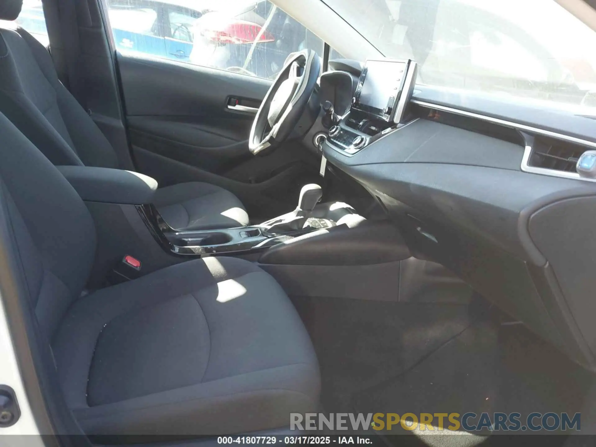 5 fotografías del automóvil dañado 5YFEPMAEXMP218008 TOYOTA COROLLA 2021